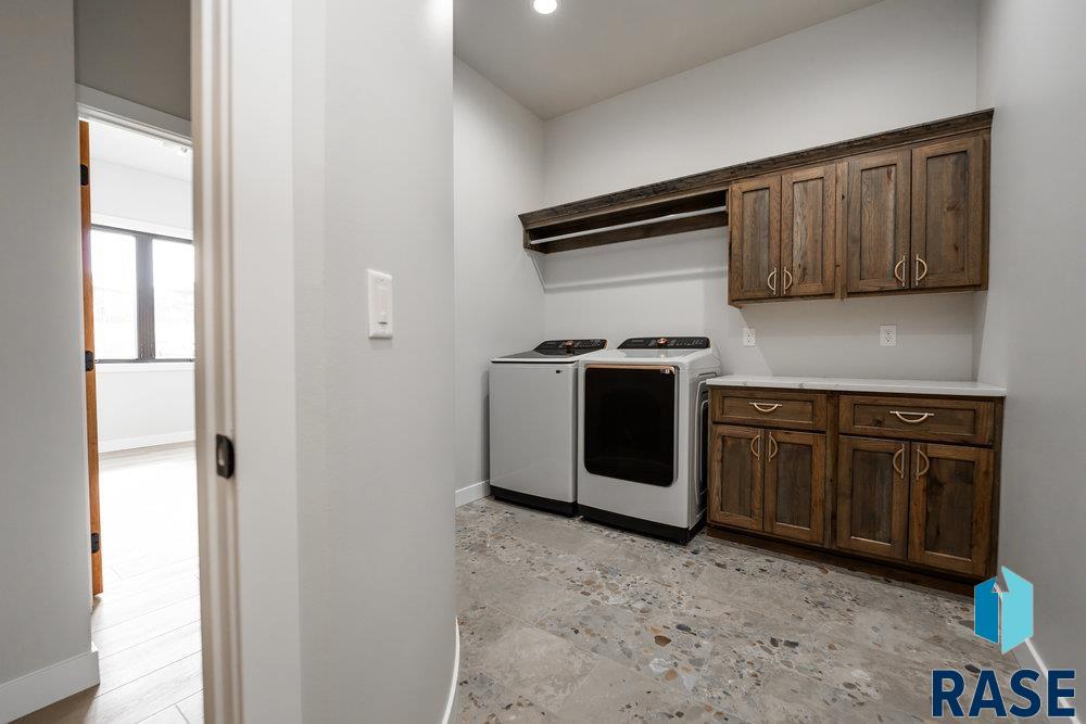 1013 N Scots Pine Dr Drive #J63, Sioux Falls, New Jersey image 44