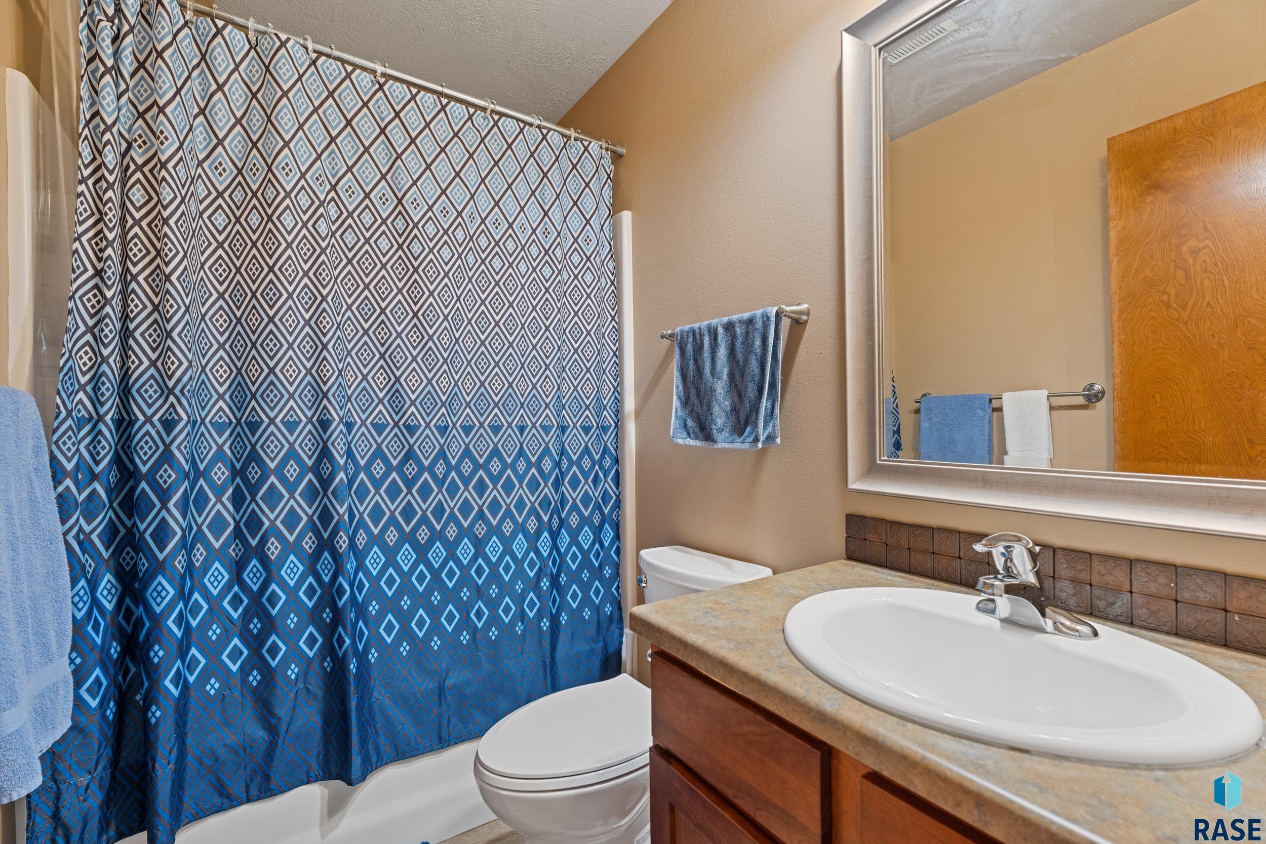 7005 W 65th St Street, Sioux Falls, South Dakota image 8