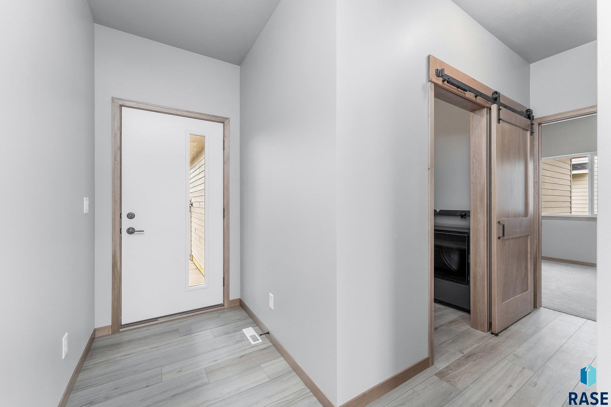 1717 N Concord Dr Drive, Sioux Falls, South Dakota image 10
