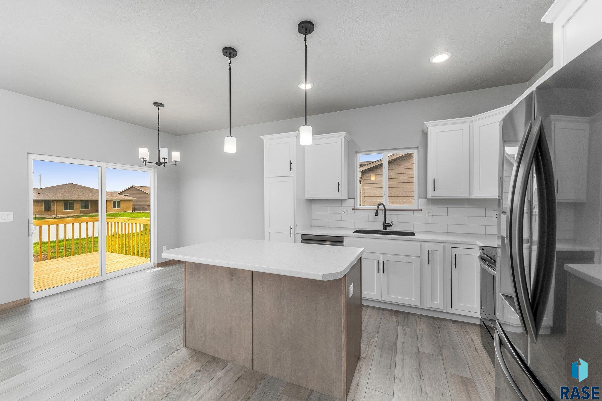 1717 N Concord Dr Drive, Sioux Falls, South Dakota image 3