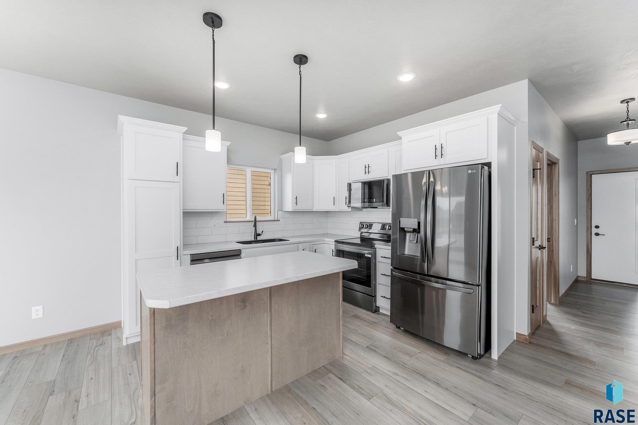 1717 N Concord Dr Drive, Sioux Falls, South Dakota image 4