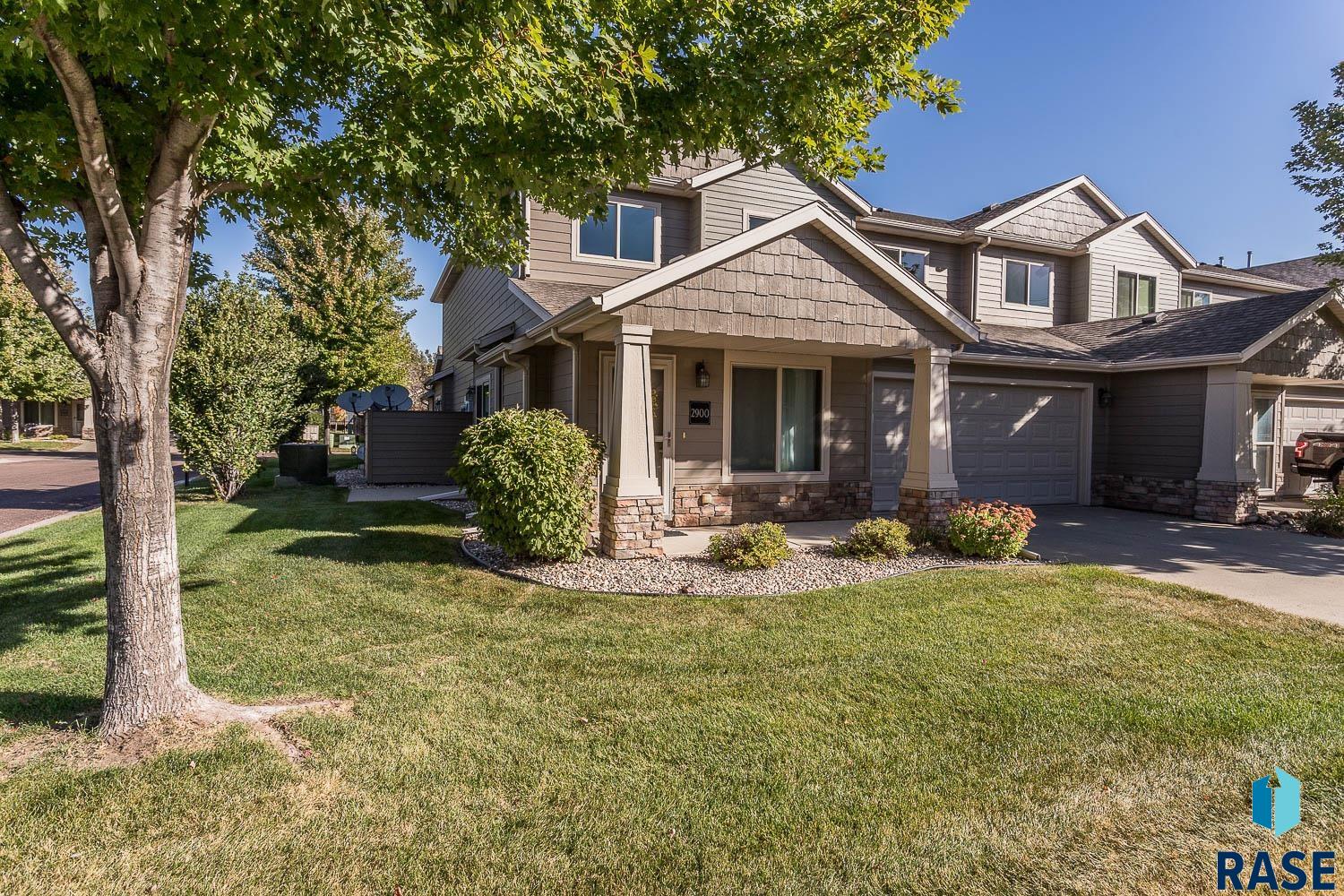 2900 E Hearthstone Pl Place, Sioux Falls, South Dakota image 1