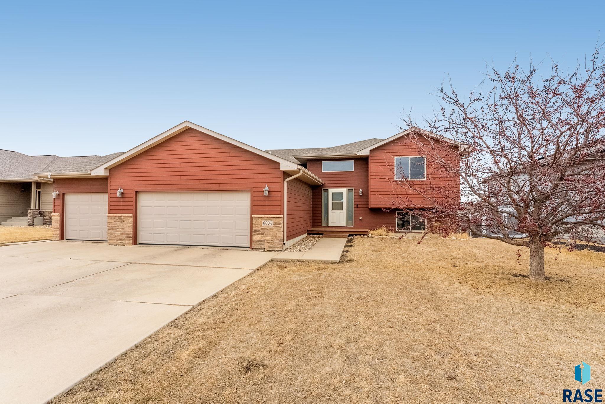 8804 W Nikita Dr Drive, Sioux Falls, South Dakota image 1