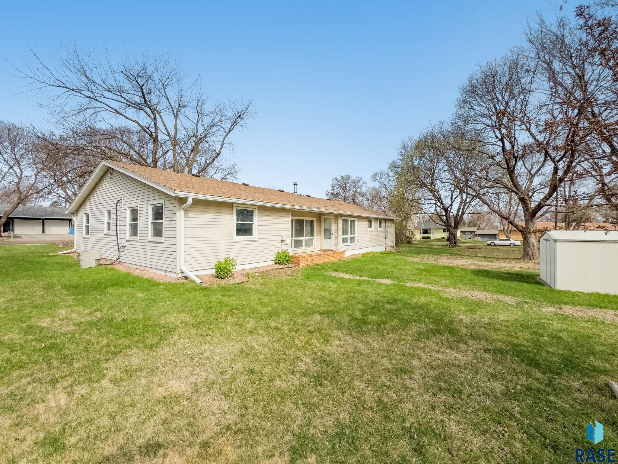 5624 W Circle Dr Drive, Sioux Falls, New Jersey image 17