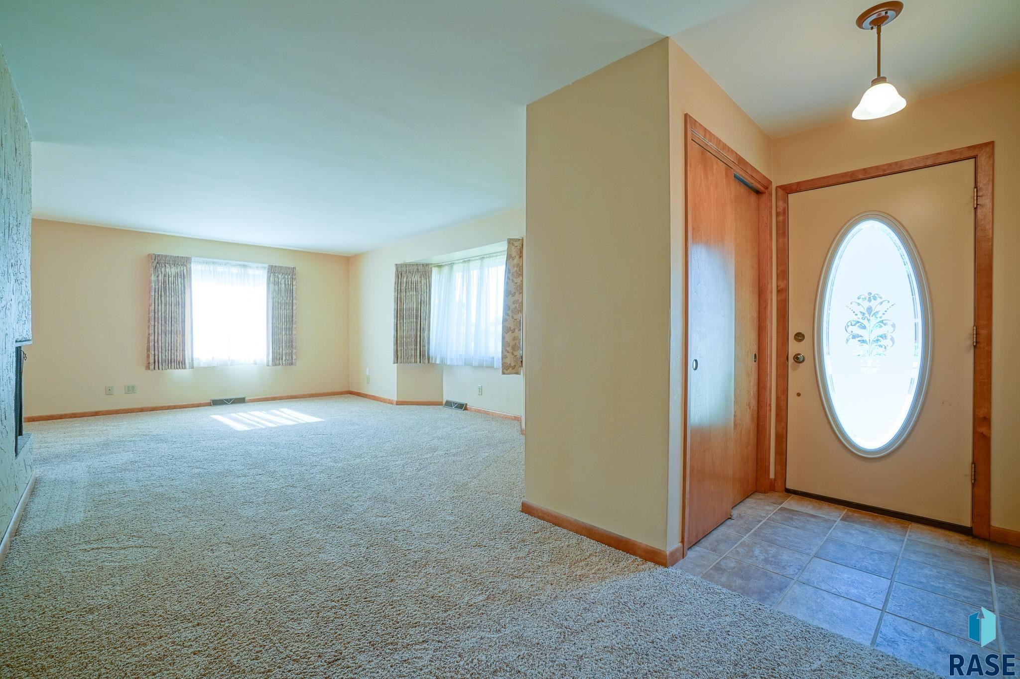 2713 W 26th St Street, Sioux Falls, South Dakota image 3