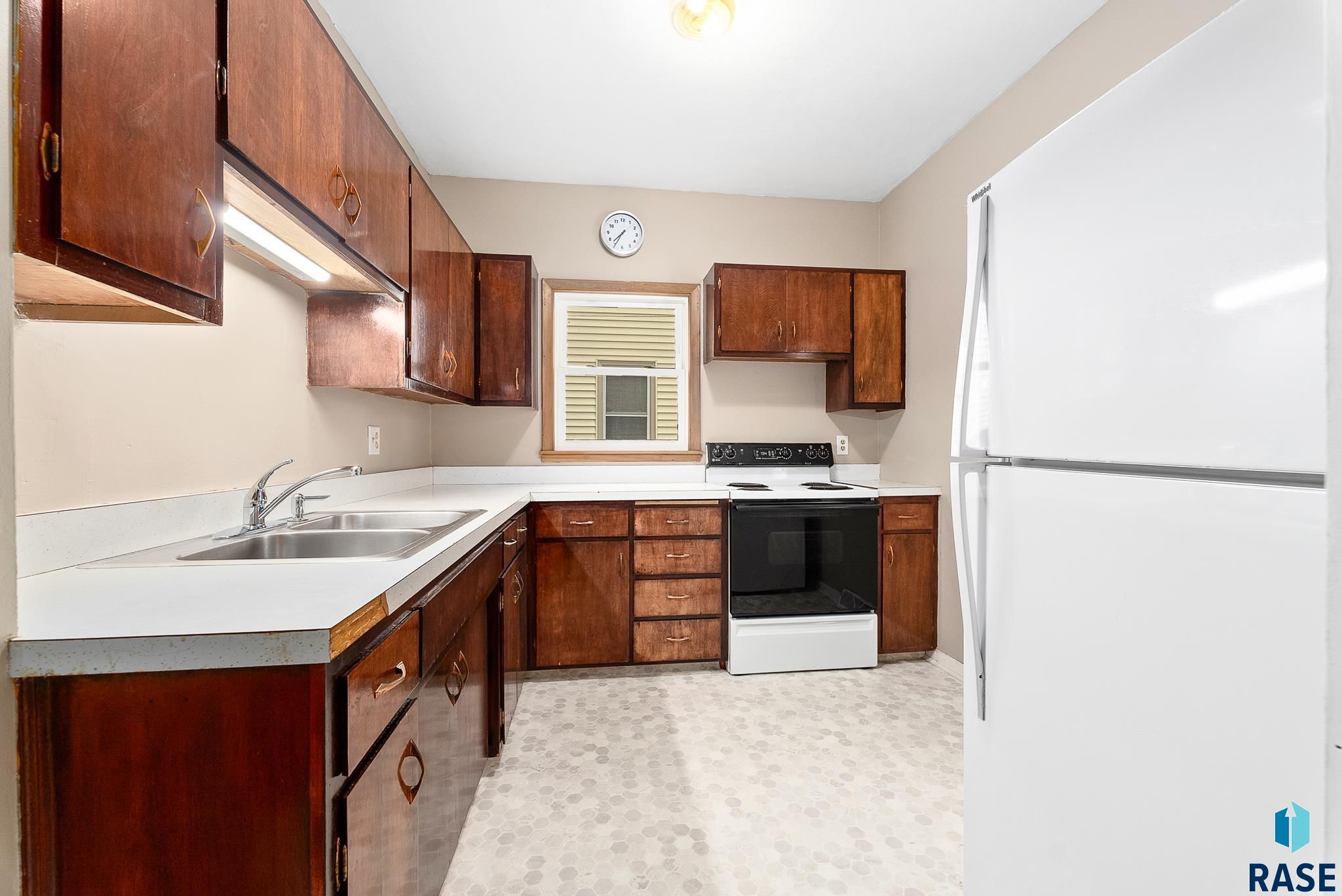 1530 W 10th St Street, Sioux Falls, South Dakota image 10