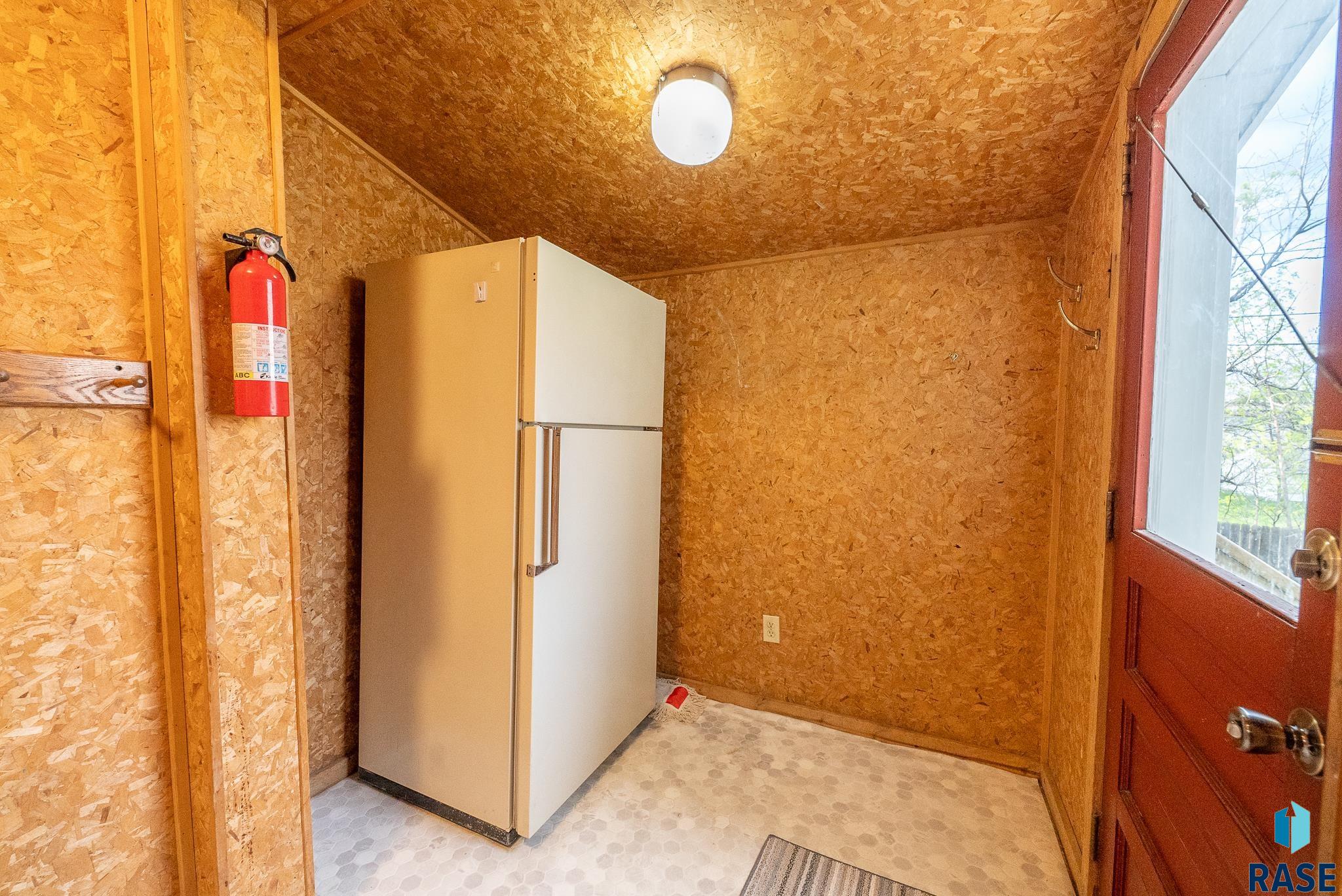 1530 W 10th St Street, Sioux Falls, South Dakota image 19