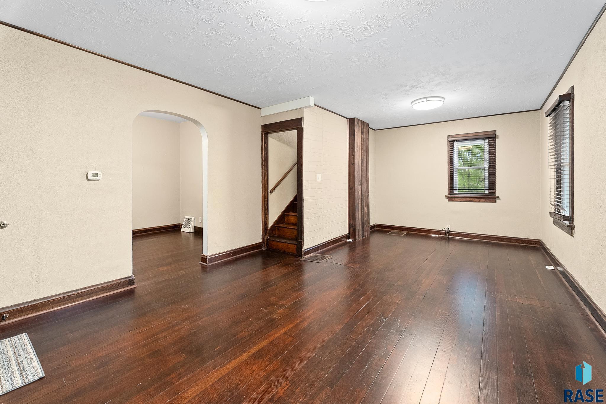 1530 W 10th St Street, Sioux Falls, South Dakota image 5