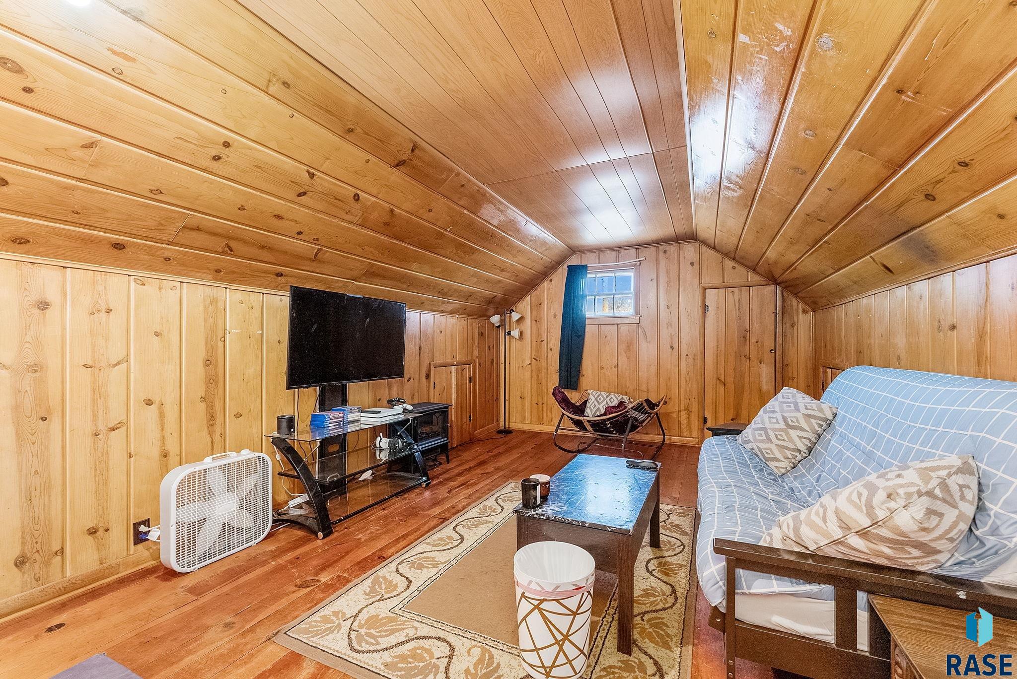 1705 W 10th St Street, Sioux Falls, New Jersey image 12