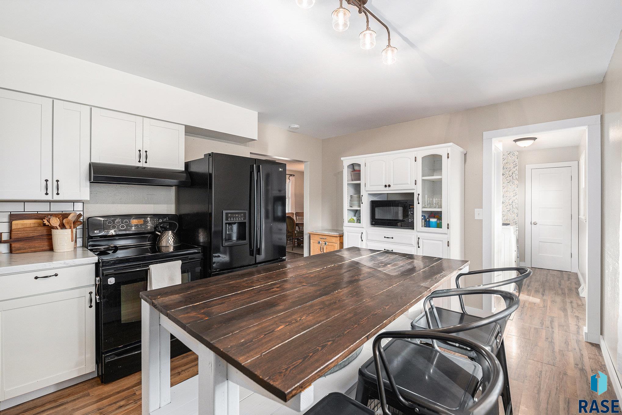 706 N Liberty Ave Avenue, Madison, South Dakota image 11