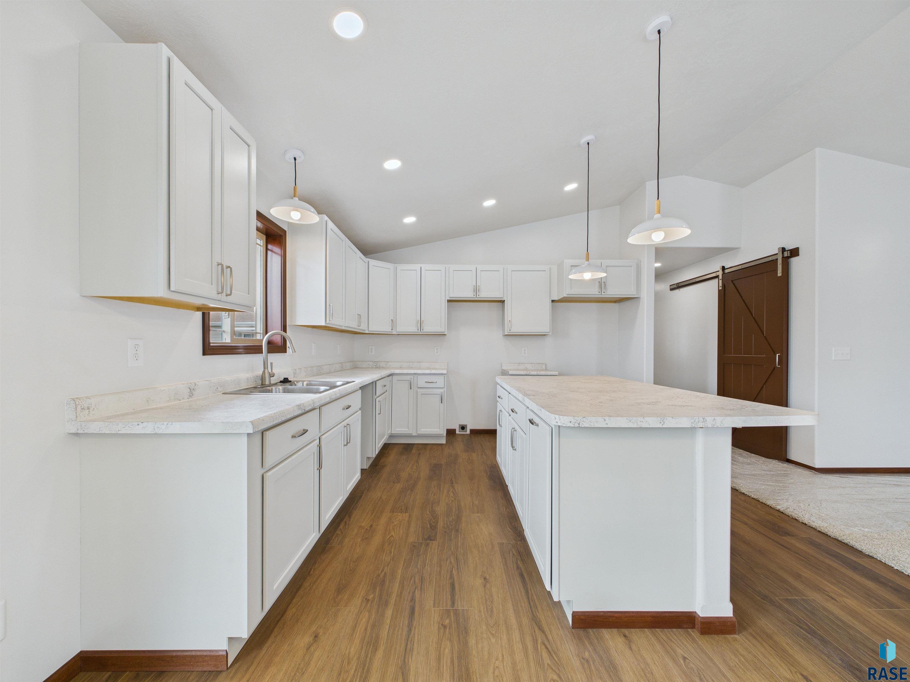 1180 Ruud Trl Trail, Hartford, South Dakota image 15