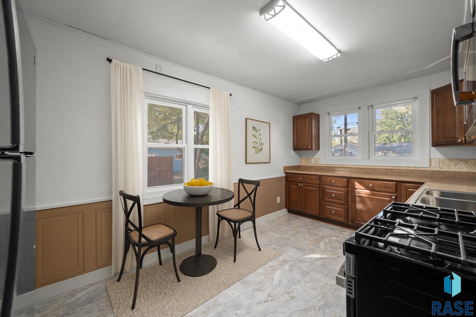 Sioux Falls, South Dakota 57104, United States, 3 Bedrooms Bedrooms, ,1 BathroomBathrooms,Residential,Active,226726