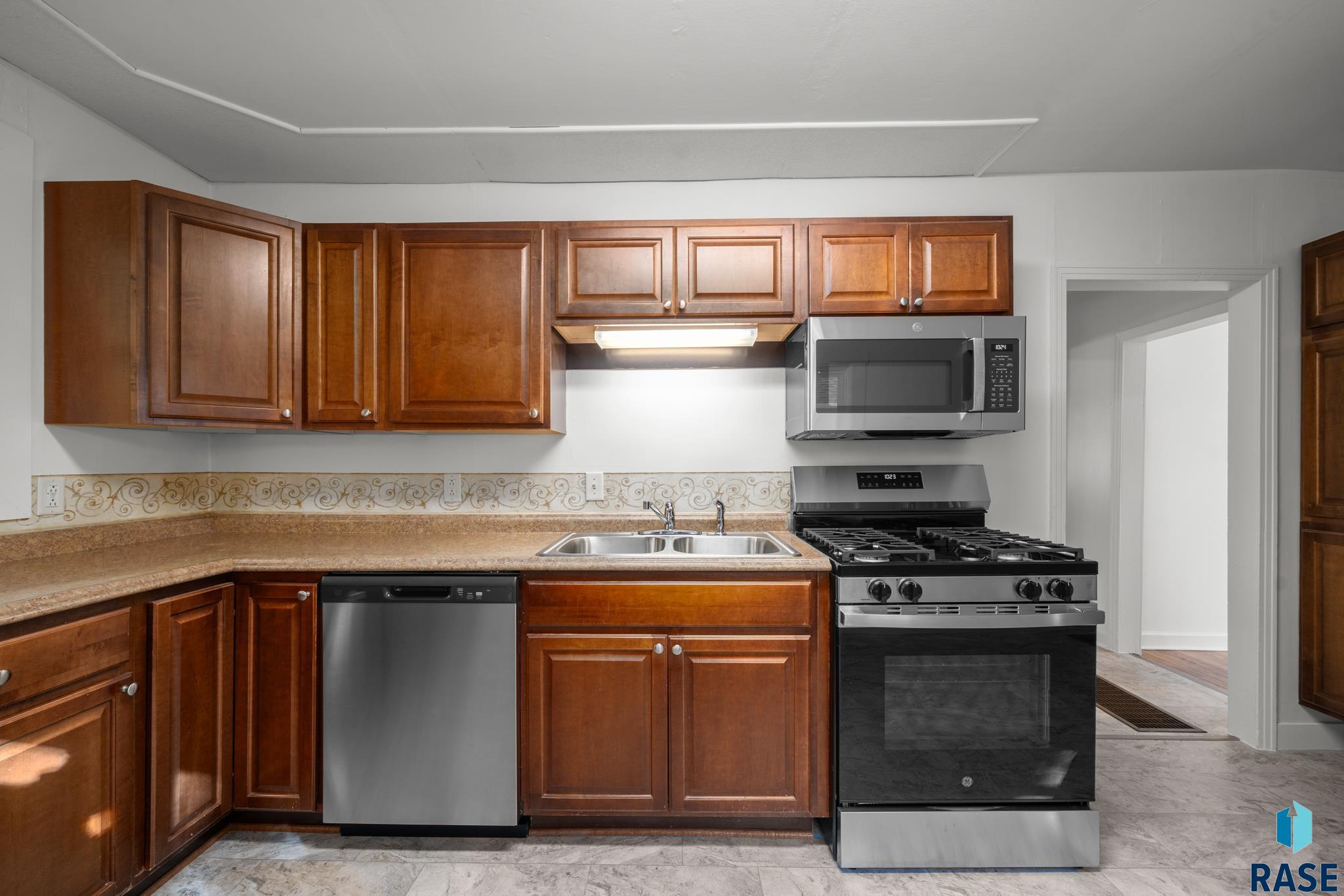 Sioux Falls, South Dakota 57104, United States, 3 Bedrooms Bedrooms, ,1 BathroomBathrooms,Residential,Active,226726