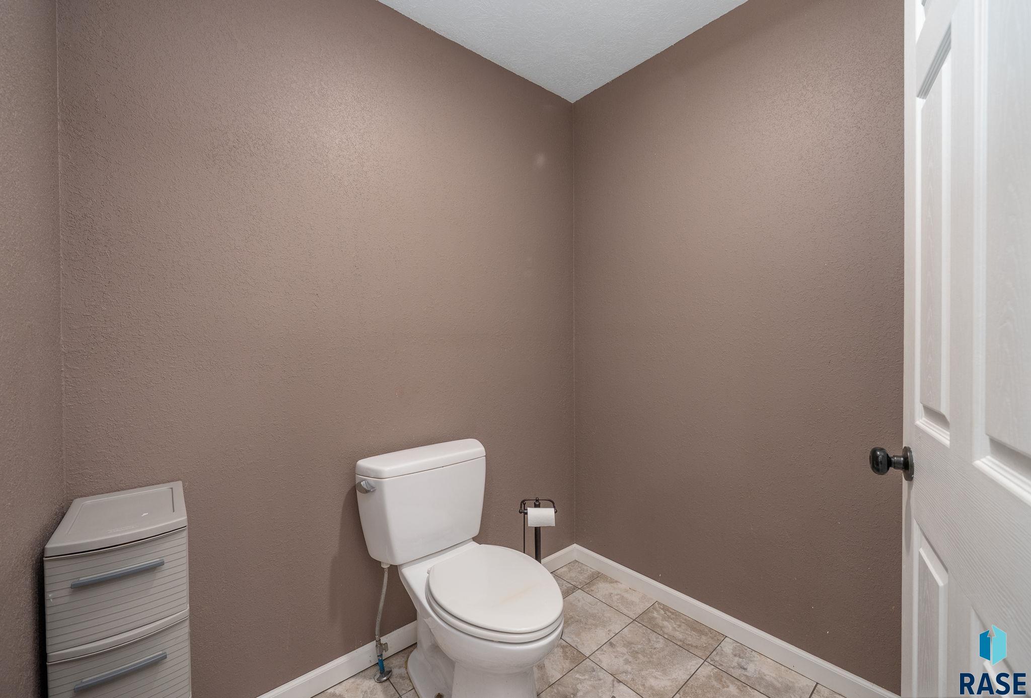 7000 S Hughes Ave Avenue, Sioux Falls, New Jersey image 35