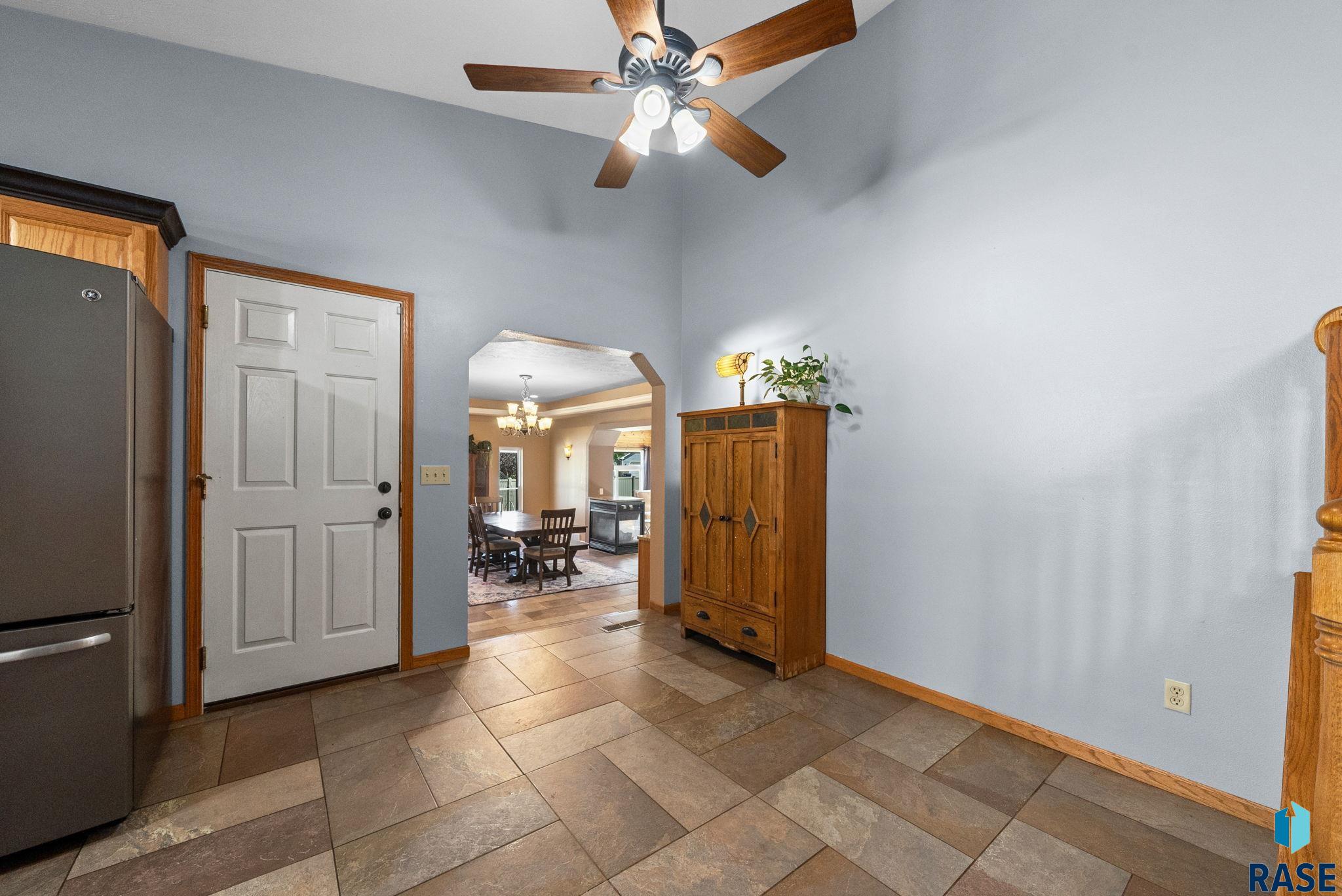 7000 S Hughes Ave Avenue, Sioux Falls, New Jersey image 18