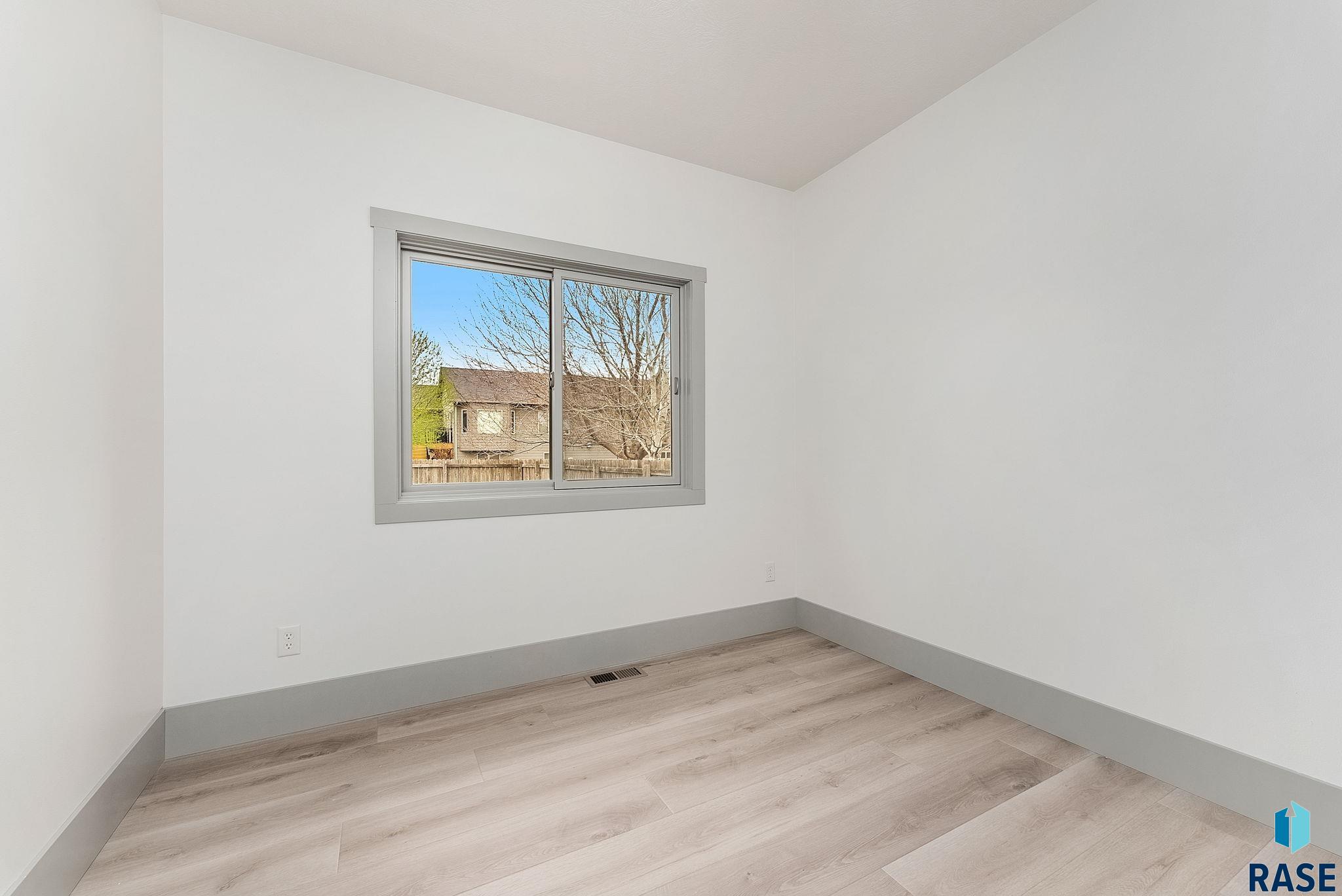 5109 Manchester Ct Court, Sioux Falls, New Jersey image 16