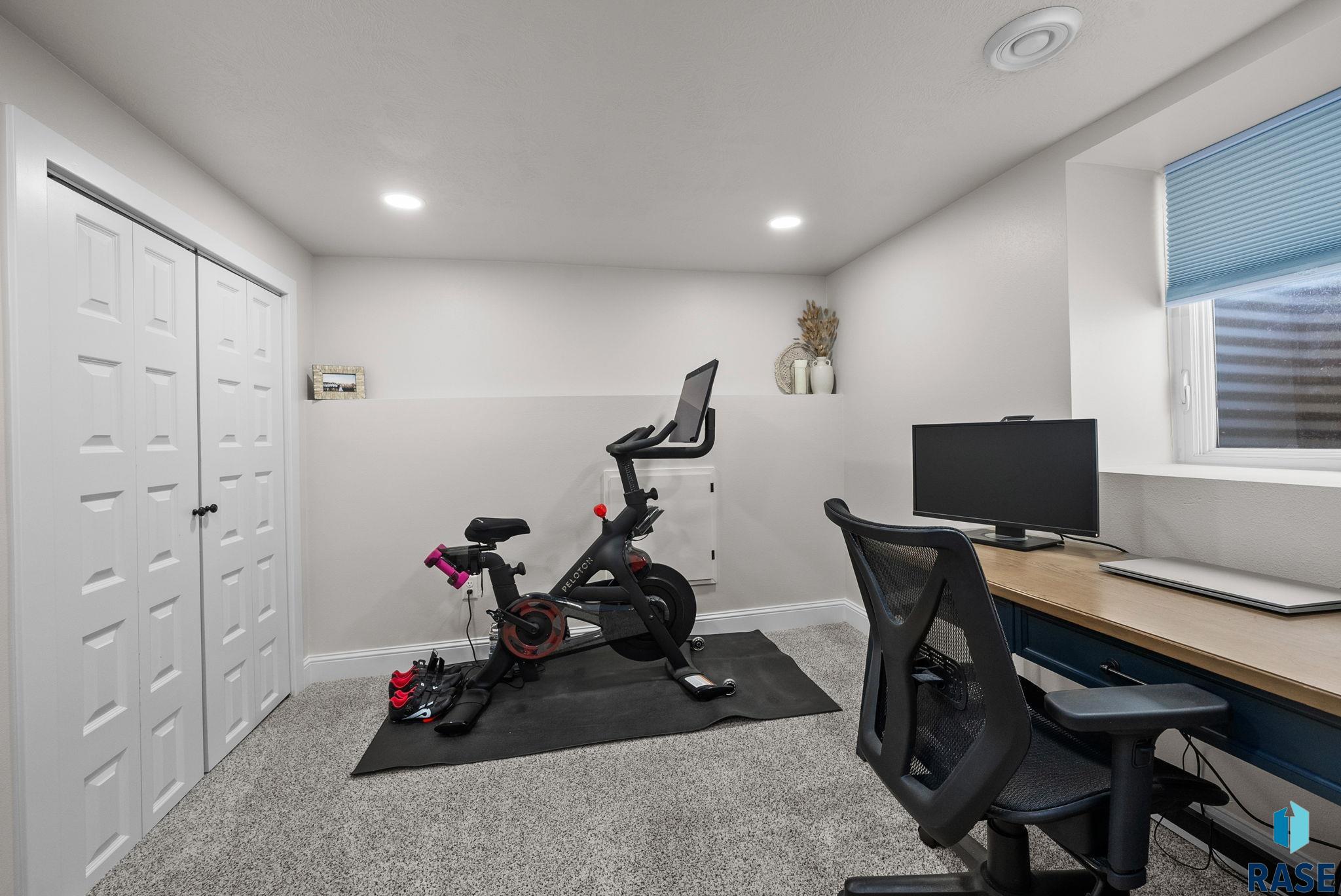 1021 S 1st Ave Avenue, Sioux Falls, New Jersey image 22