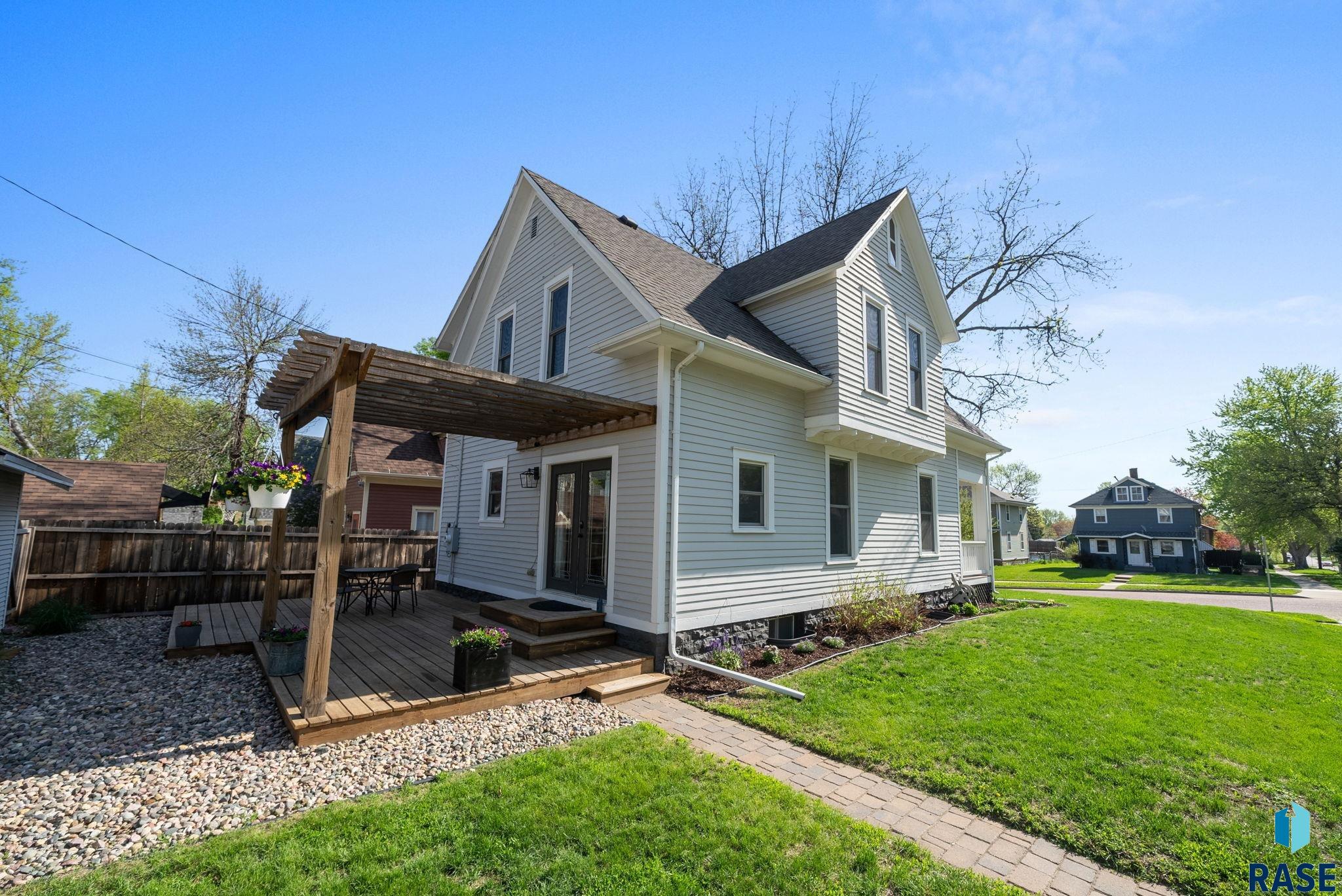 1021 S 1st Ave Avenue, Sioux Falls, New Jersey image 25