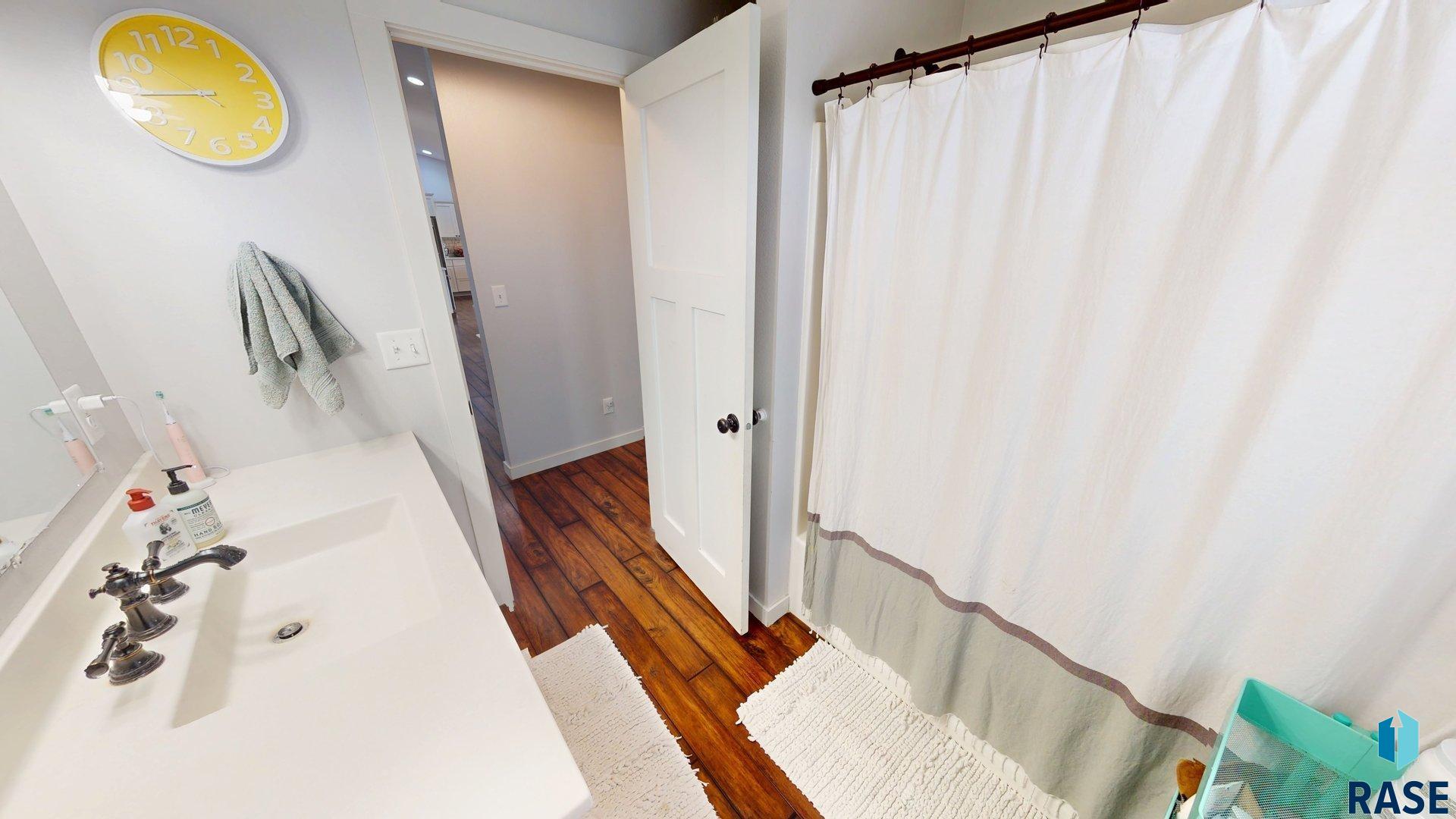 105 W Cottonwood St Street, Arlington, New Jersey image 35