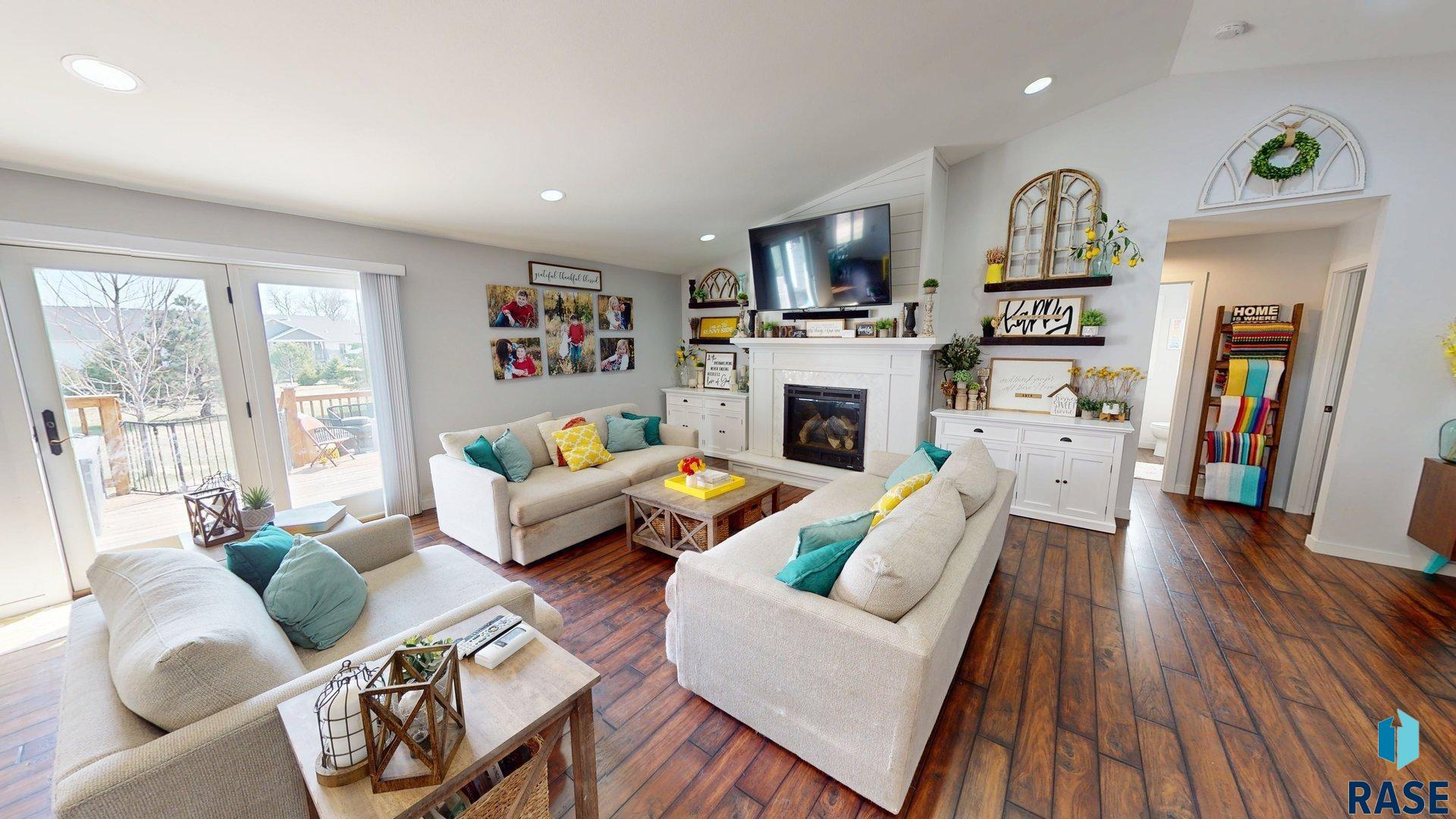 105 W Cottonwood St Street, Arlington, New Jersey image 8