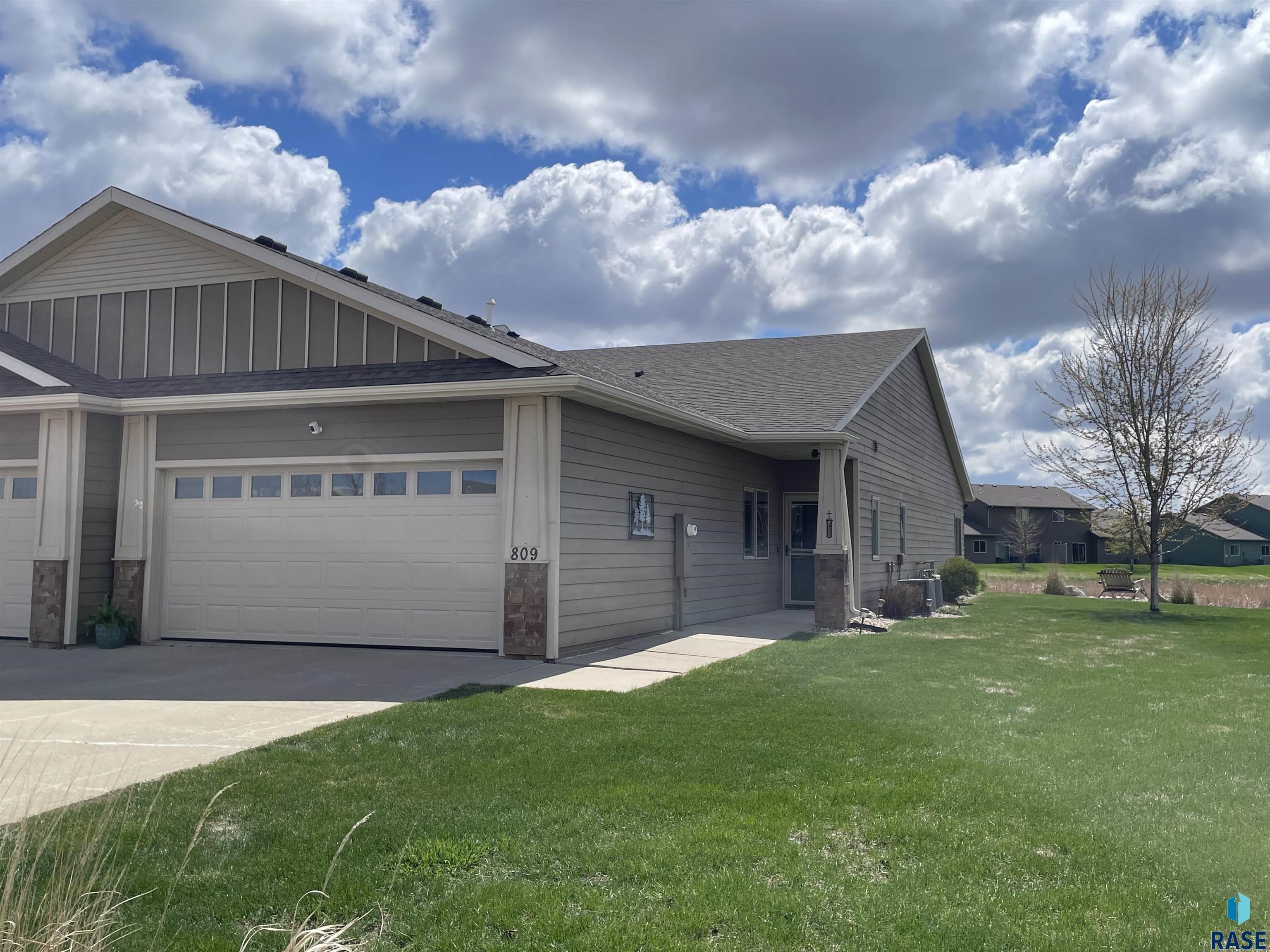 809 E El Dorado Ct Court, Sioux Falls, New Jersey image 1
