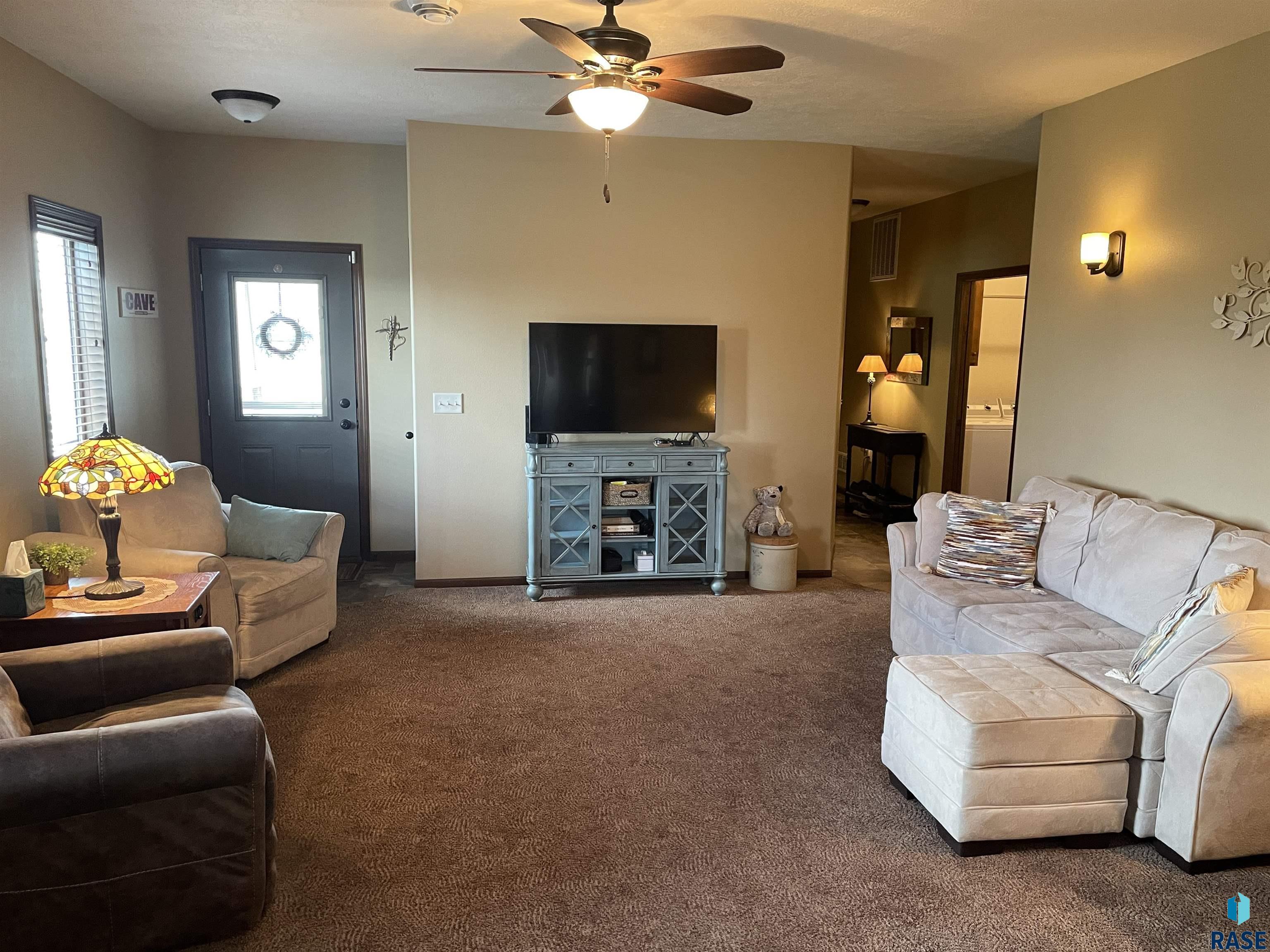 809 E El Dorado Ct Court, Sioux Falls, New Jersey image 3