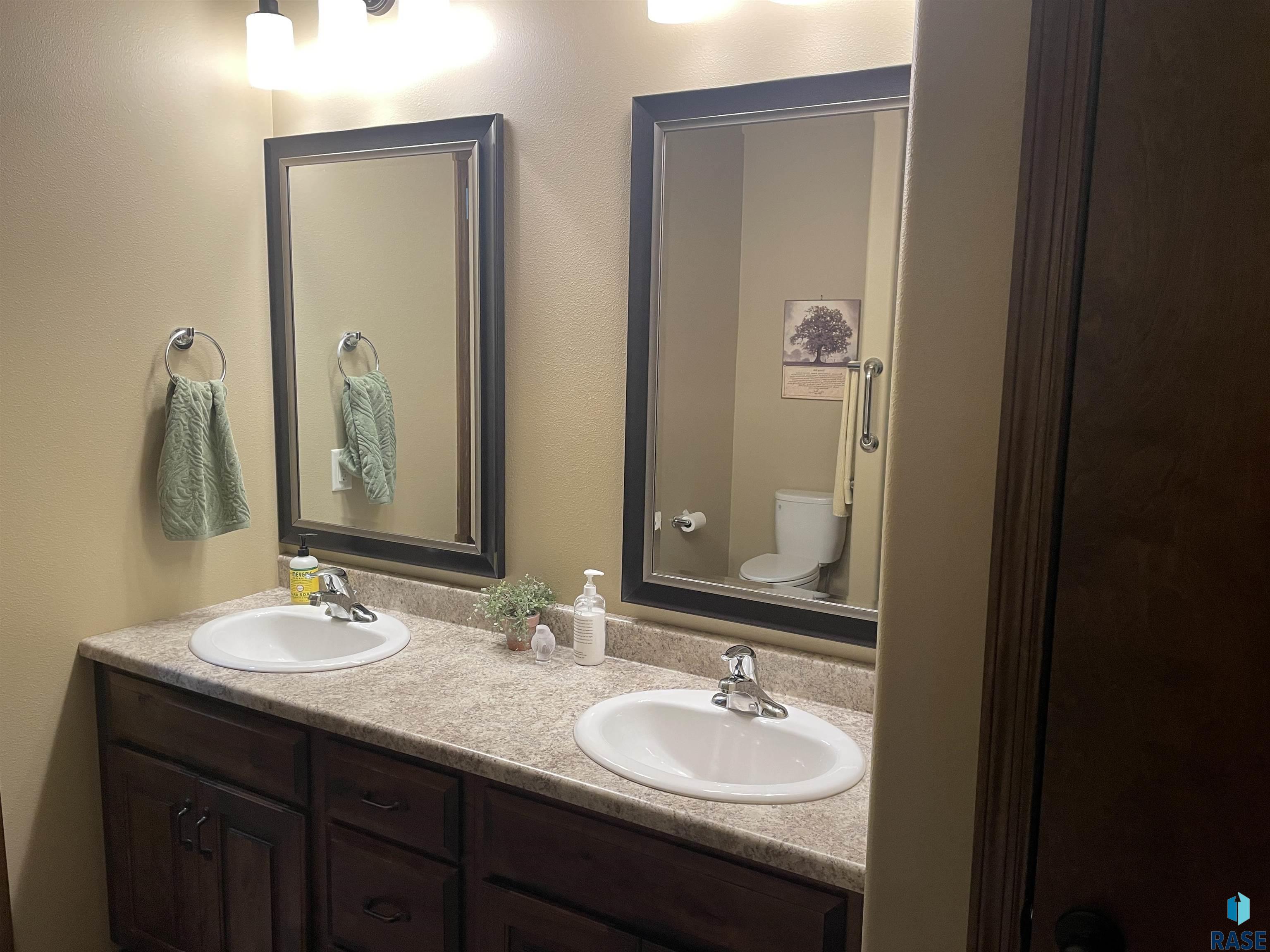 809 E El Dorado Ct Court, Sioux Falls, New Jersey image 13
