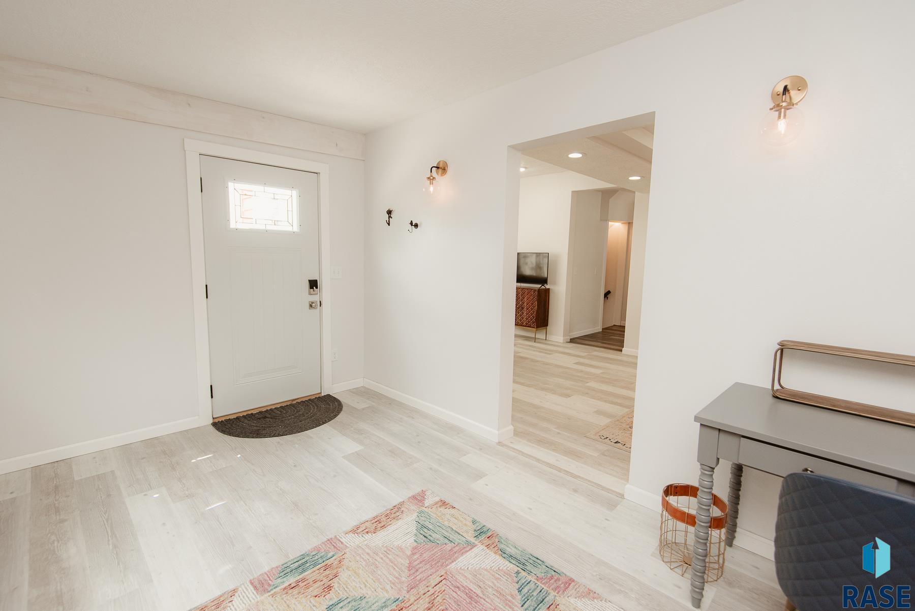 1309 S Spring Ave Avenue, Sioux Falls, New Jersey image 3