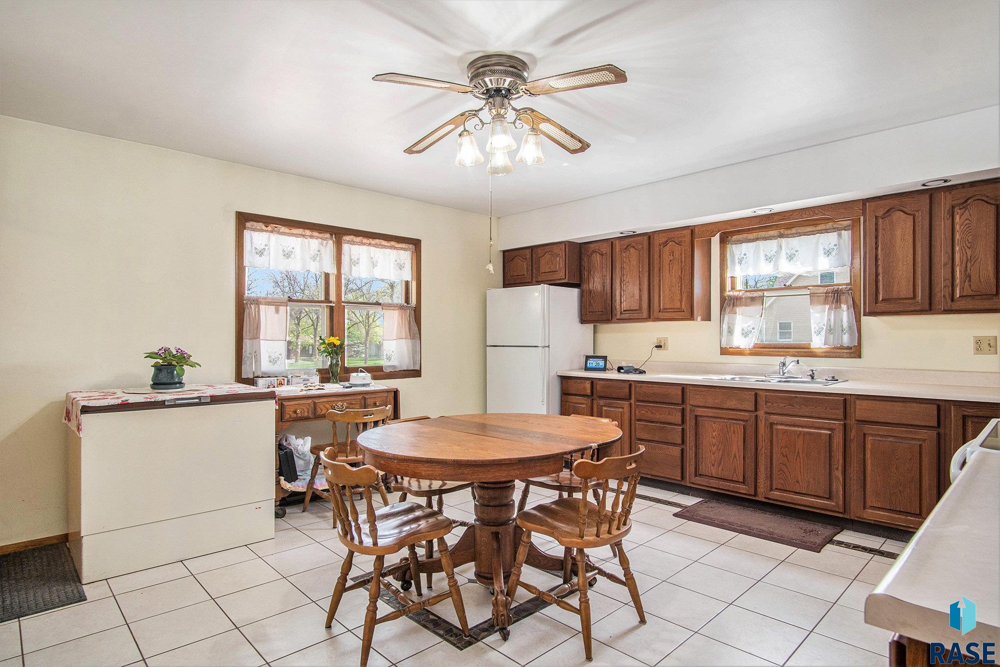 901 Clark Ave Avenue, Dell Rapids, New Jersey image 9