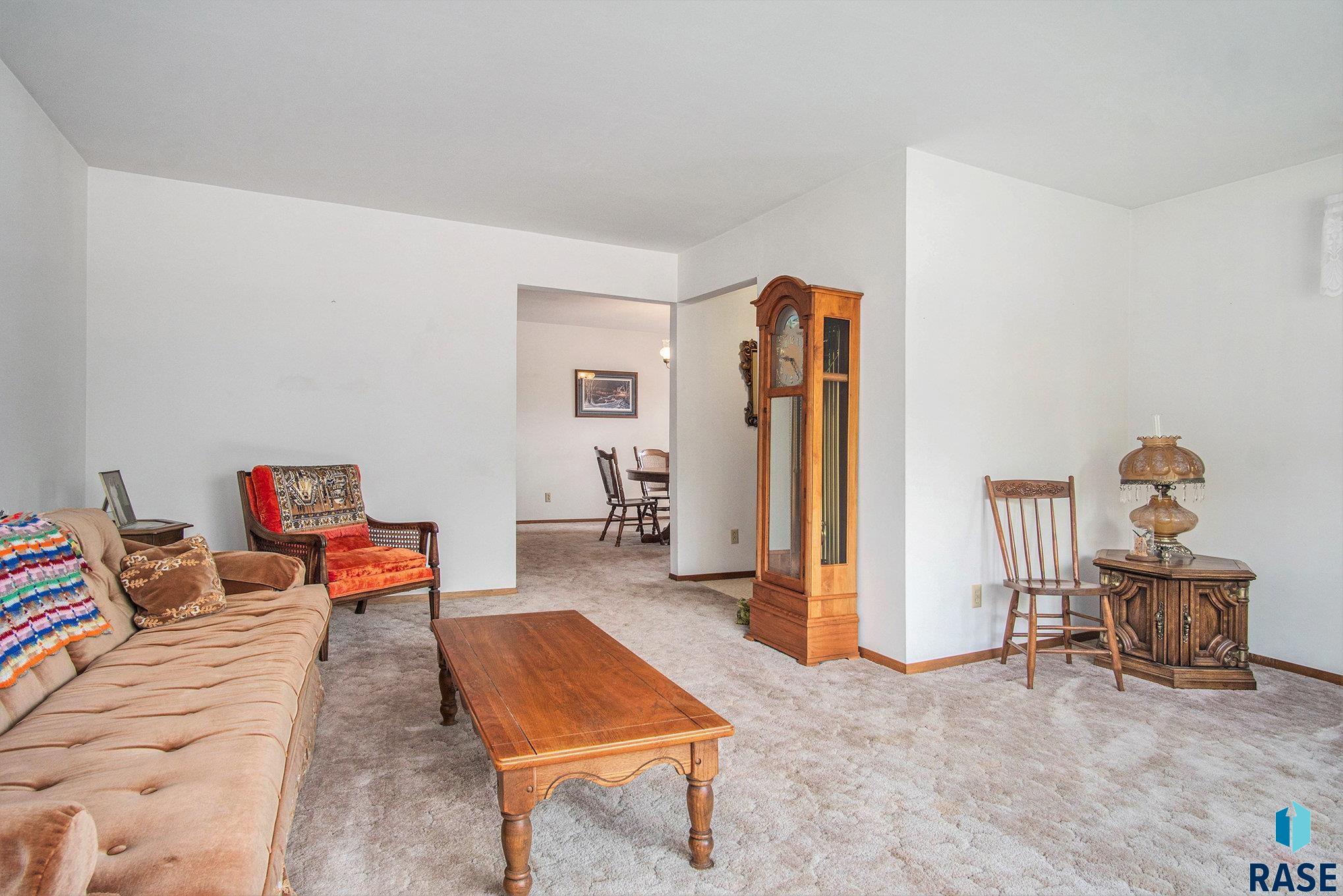 901 Clark Ave Avenue, Dell Rapids, New Jersey image 3