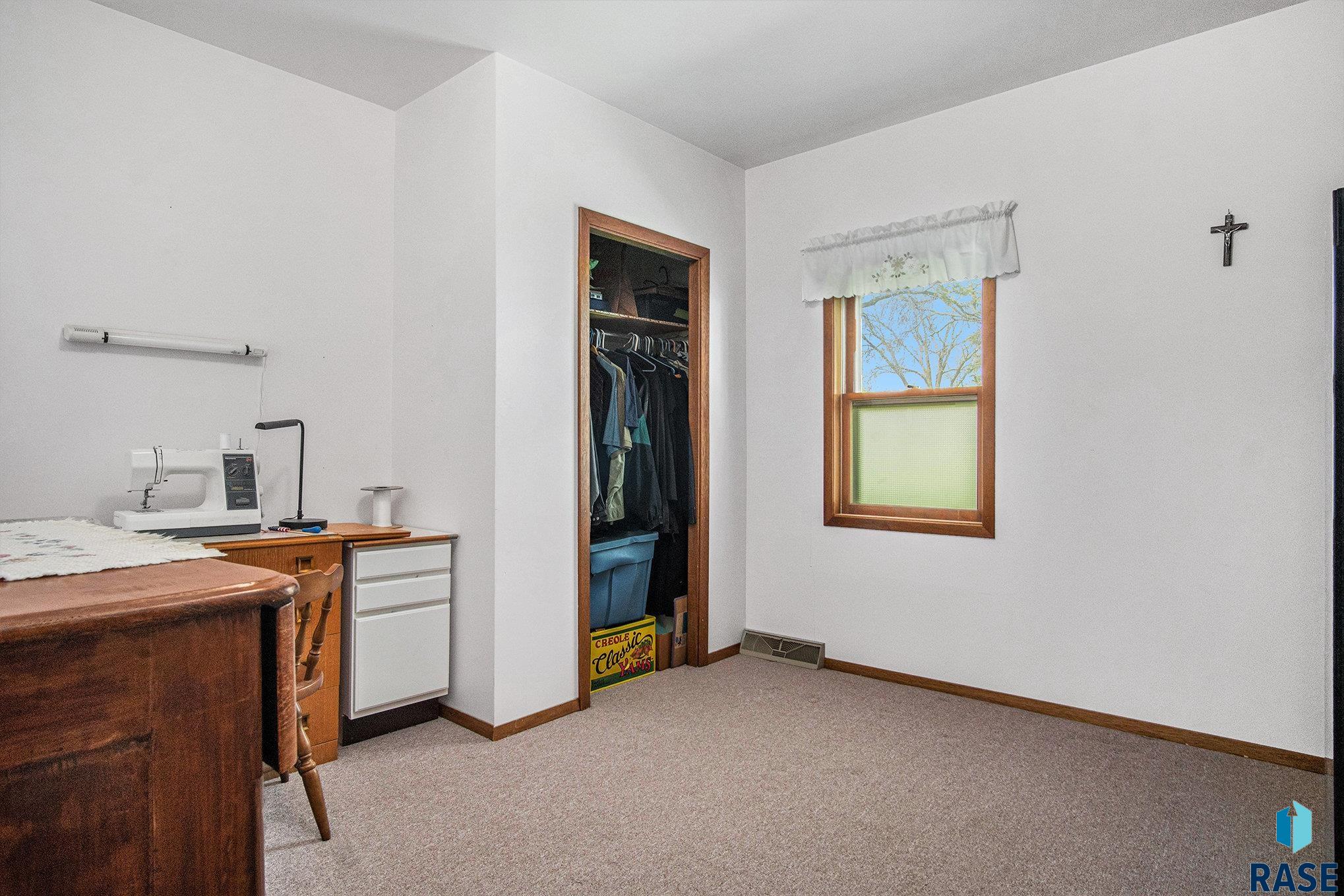 901 Clark Ave Avenue, Dell Rapids, New Jersey image 22