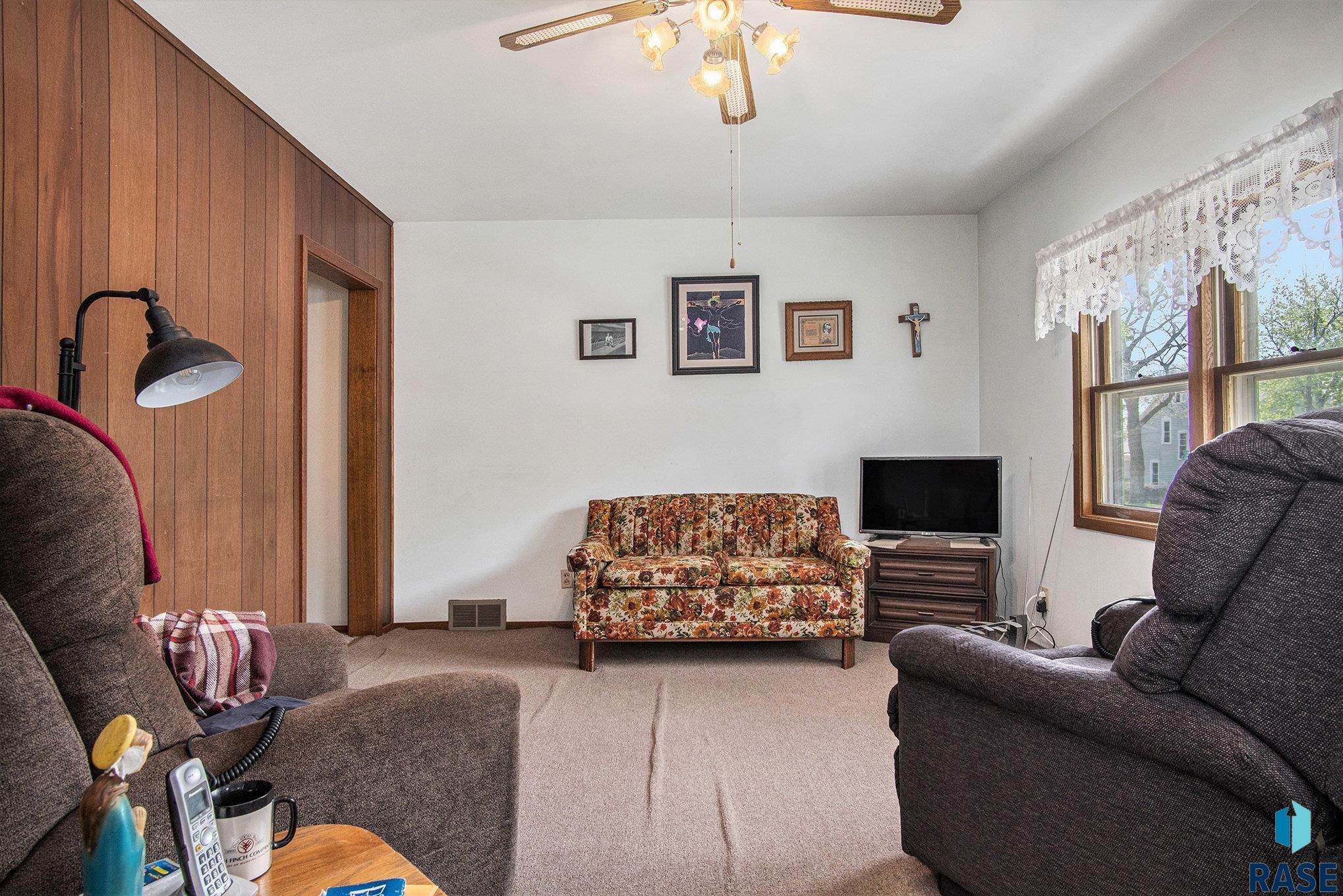 901 Clark Ave Avenue, Dell Rapids, New Jersey image 12