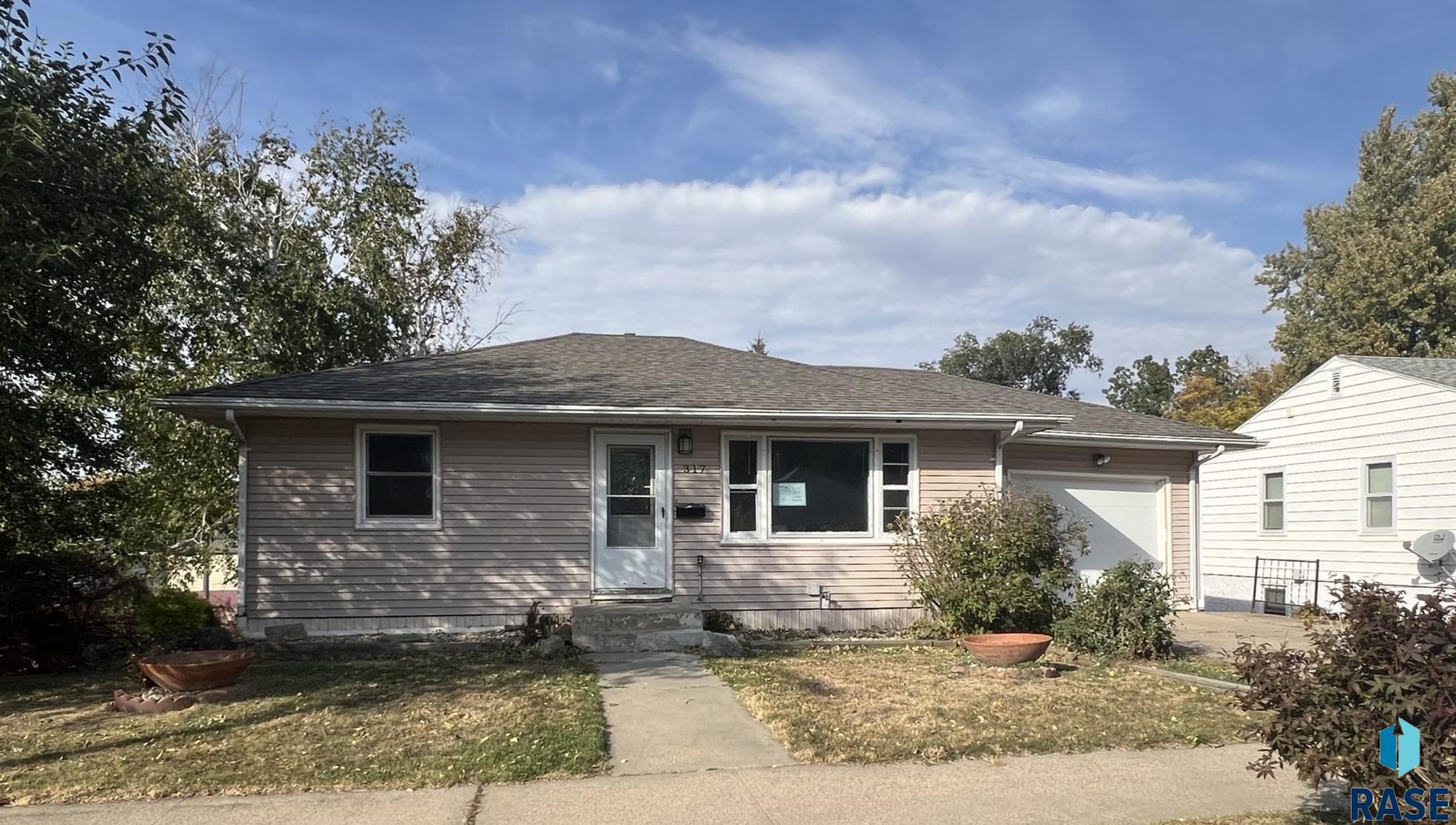 317 N Covell Ave Avenue, Sioux Falls, South Dakota image 1