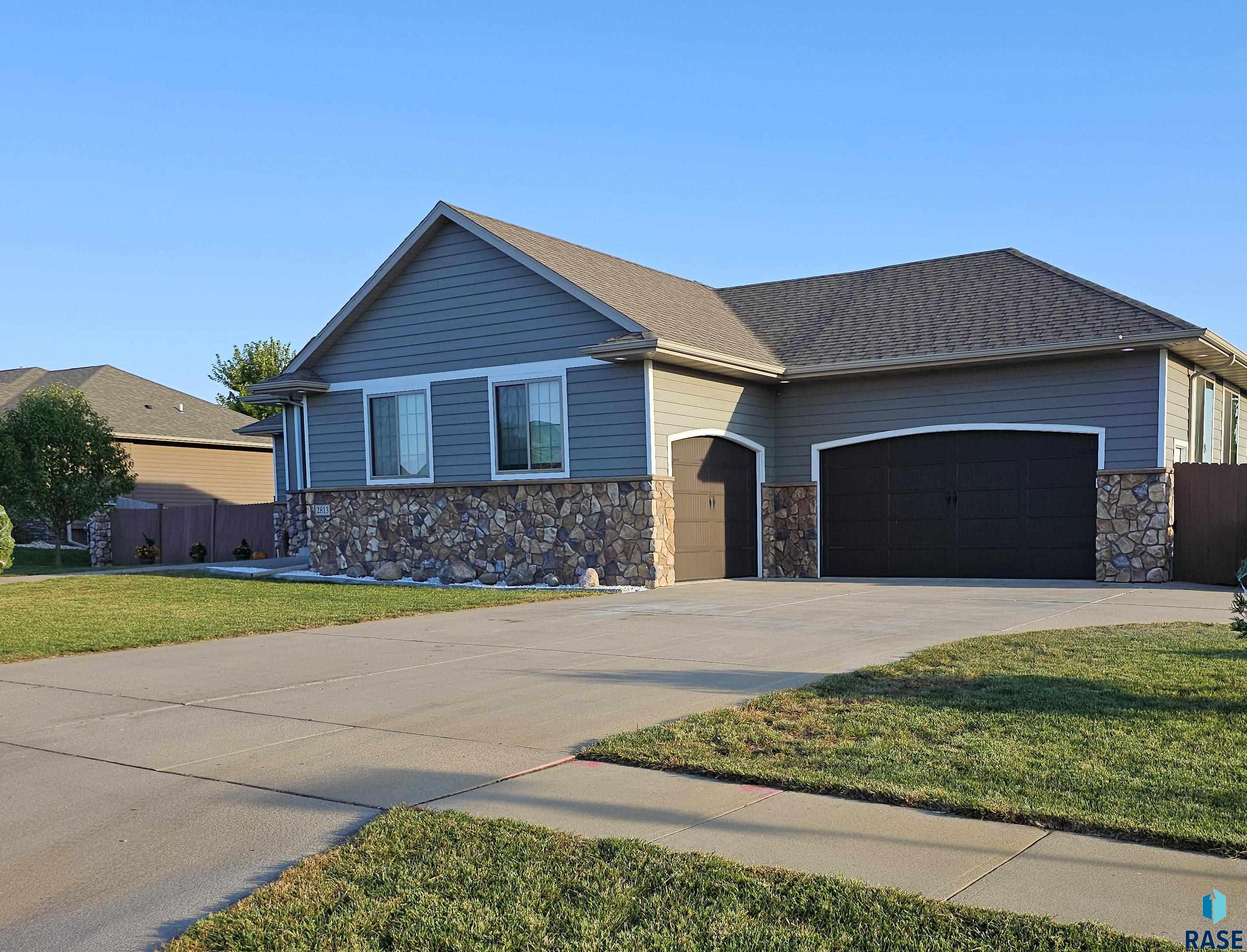 2813 W Stratton St Street, Sioux Falls, South Dakota image 2