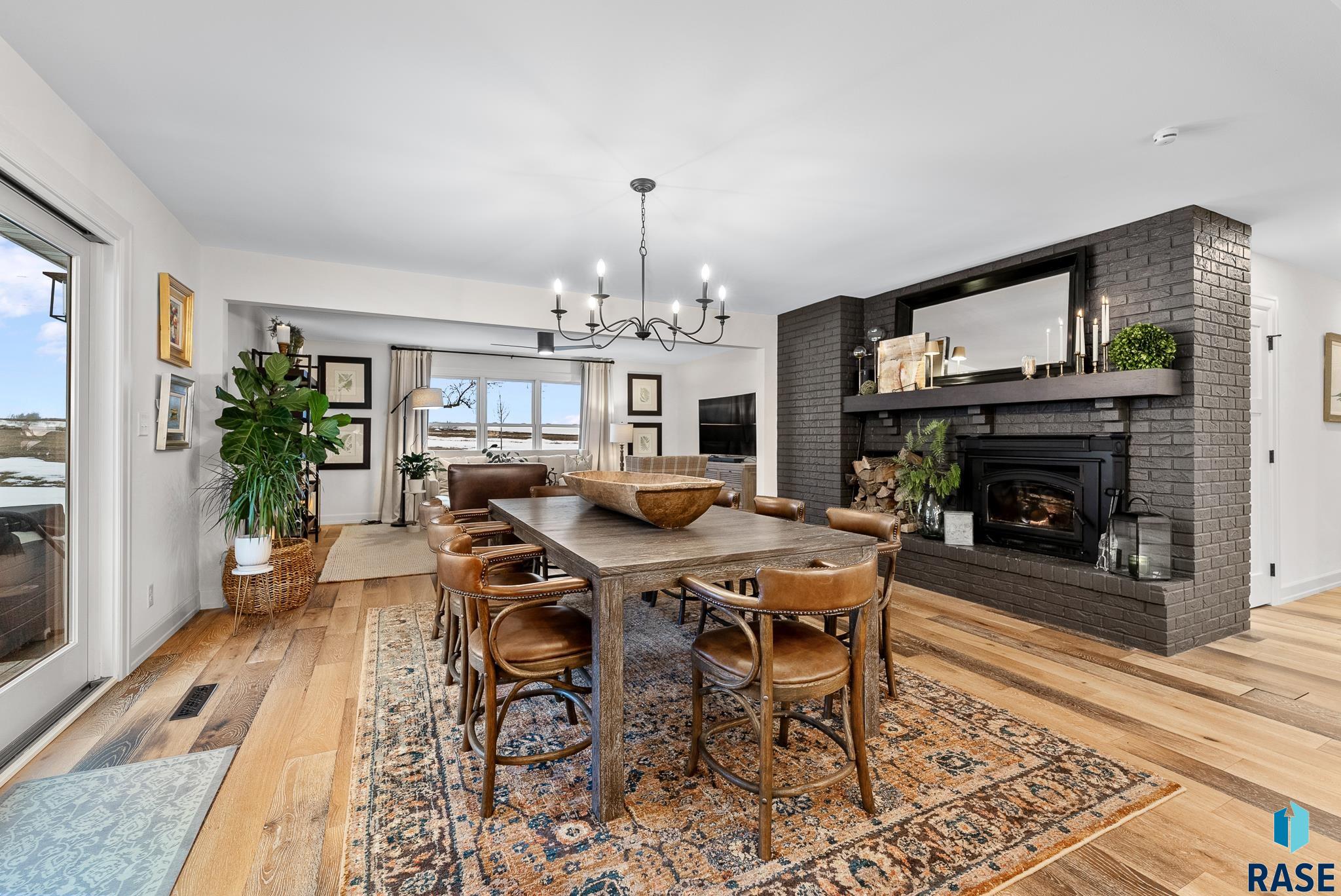 Renner, South Dakota 57030, United States, 4 Bedrooms Bedrooms, ,2 BathroomsBathrooms,Residential,Active,116953