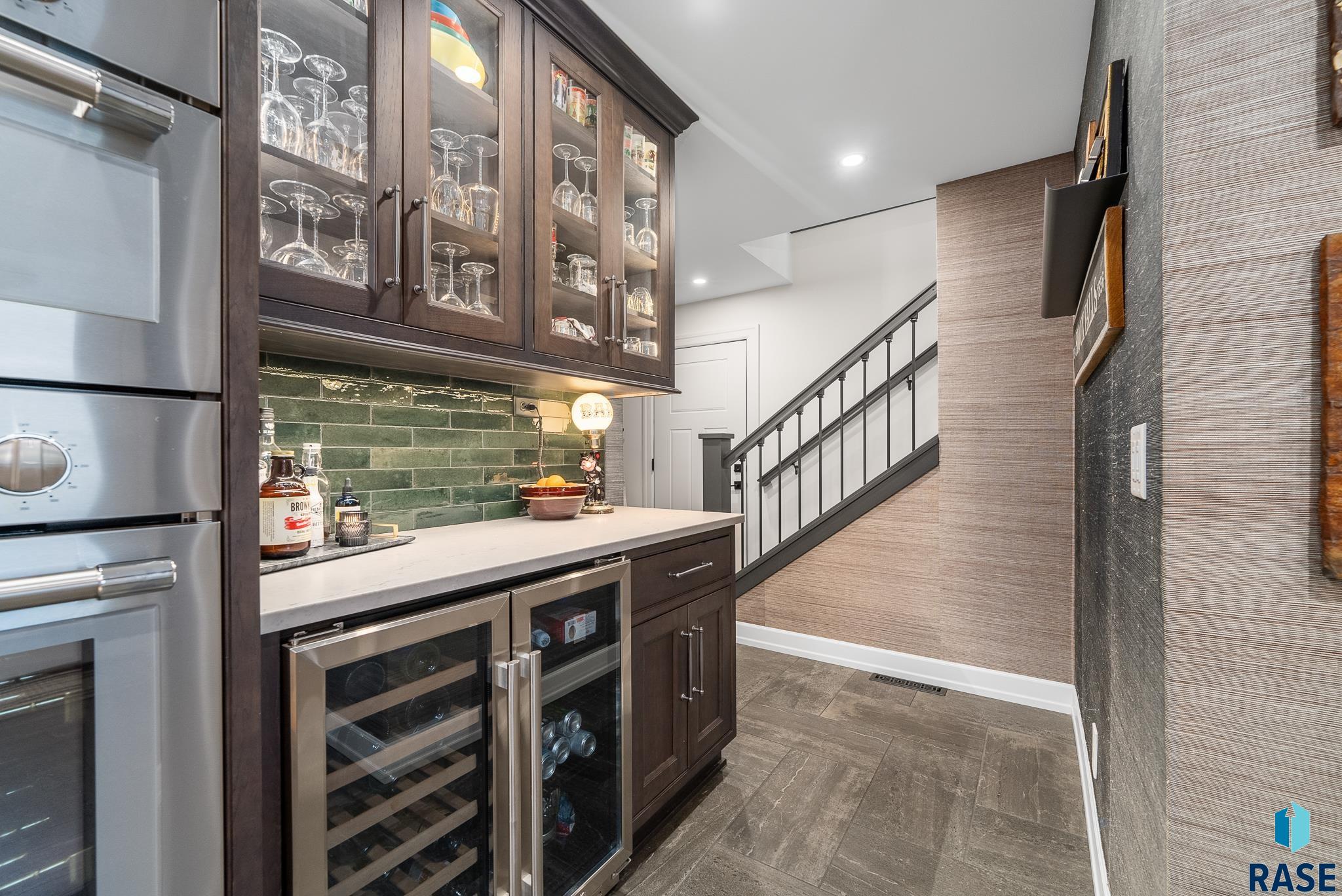 Renner, South Dakota 57030, United States, 4 Bedrooms Bedrooms, ,2 BathroomsBathrooms,Residential,Active,116953