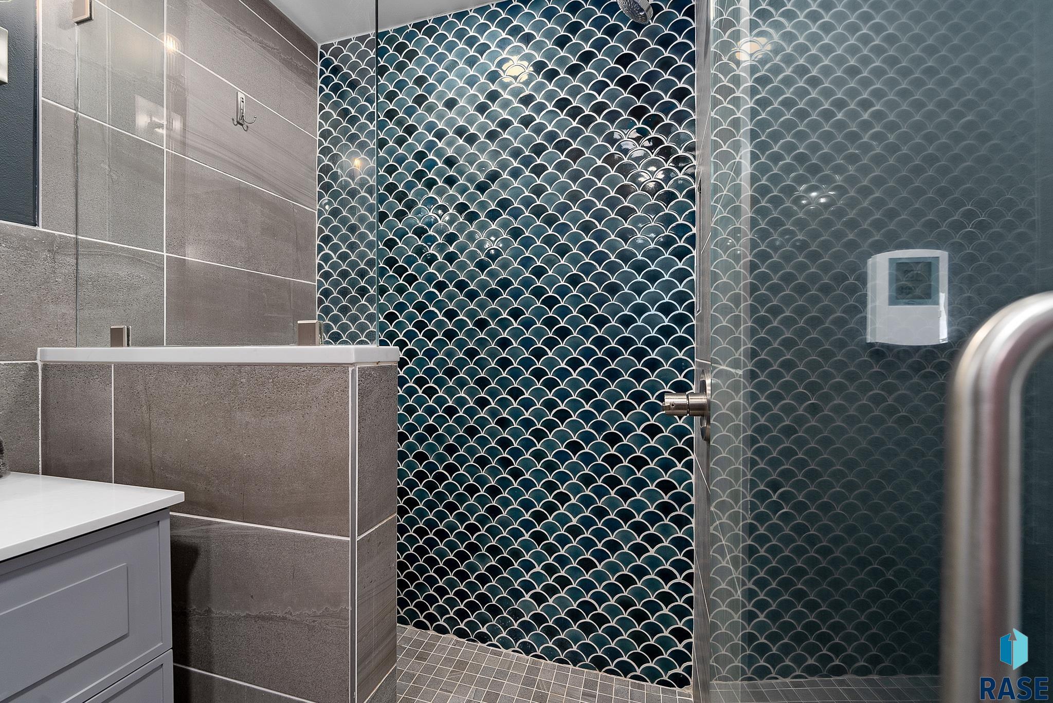 Renner, South Dakota 57030, United States, 4 Bedrooms Bedrooms, ,2 BathroomsBathrooms,Residential,Active,116953