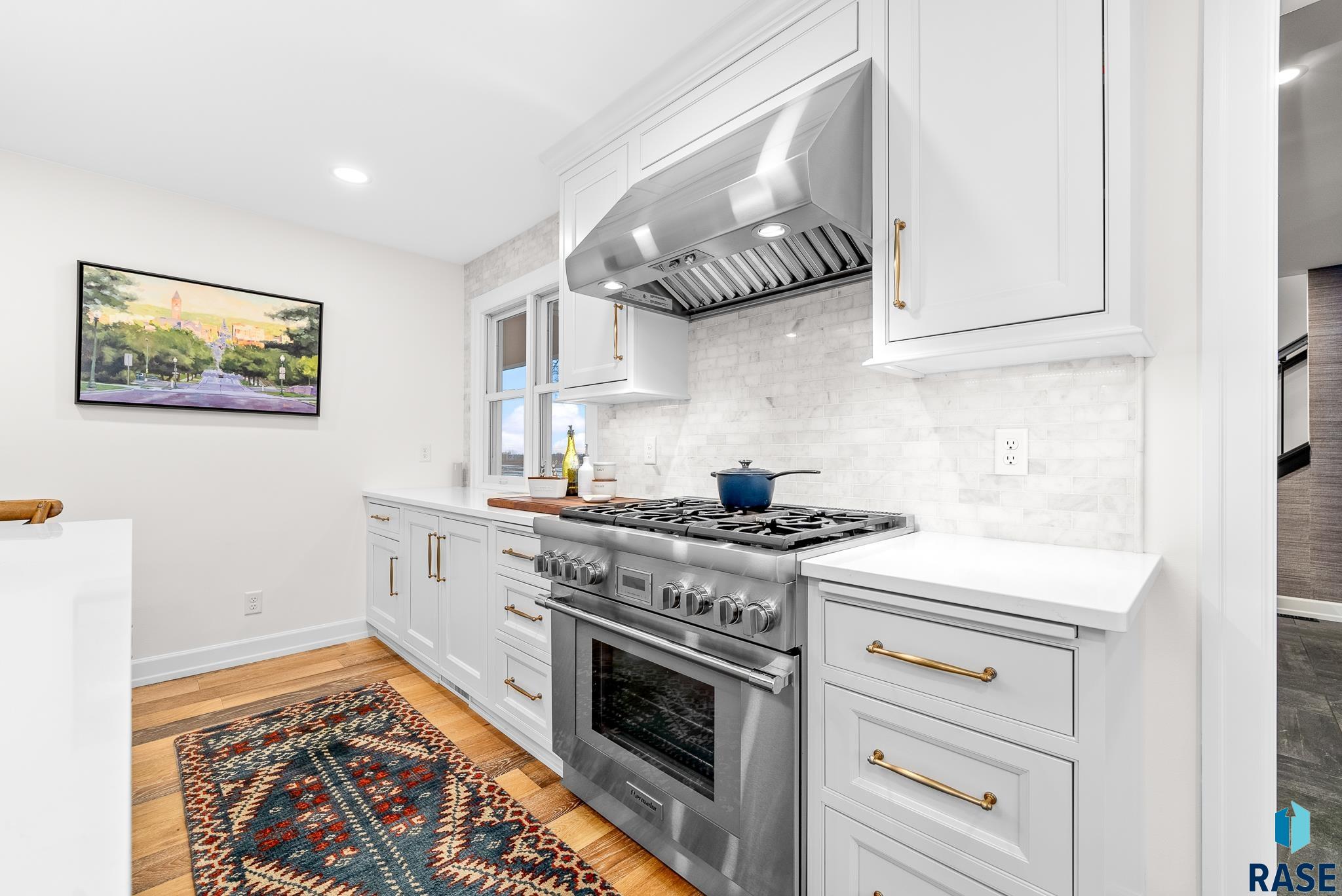 Renner, South Dakota 57030, United States, 4 Bedrooms Bedrooms, ,2 BathroomsBathrooms,Residential,Active,116953