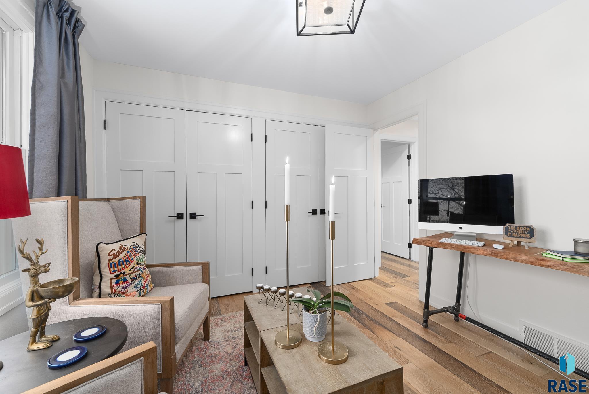 Renner, South Dakota 57030, United States, 4 Bedrooms Bedrooms, ,2 BathroomsBathrooms,Residential,Active,116953