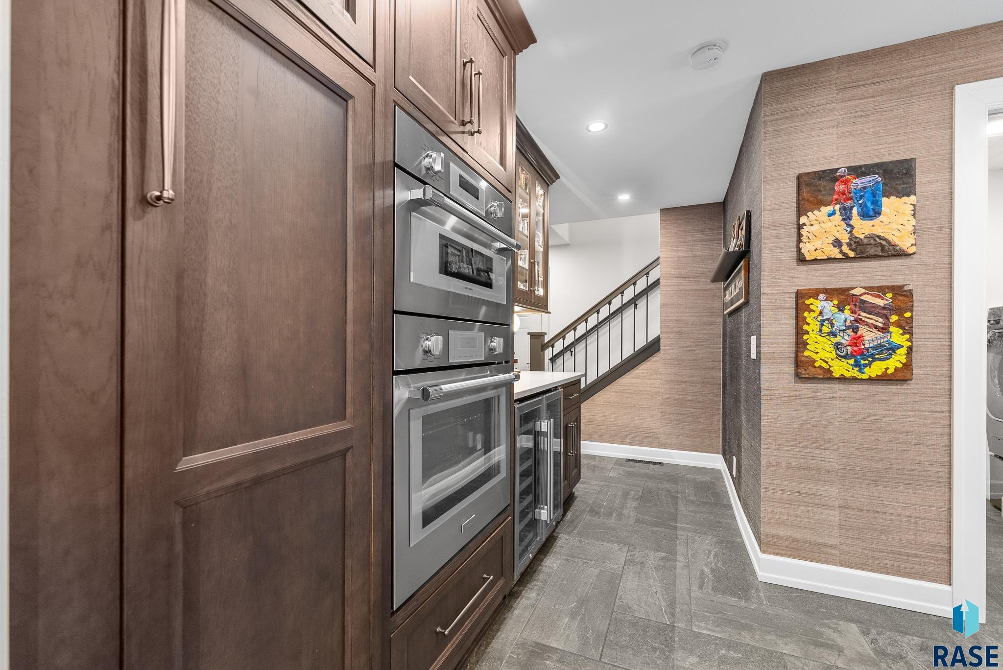 Renner, South Dakota 57030, United States, 4 Bedrooms Bedrooms, ,2 BathroomsBathrooms,Residential,Active,116953