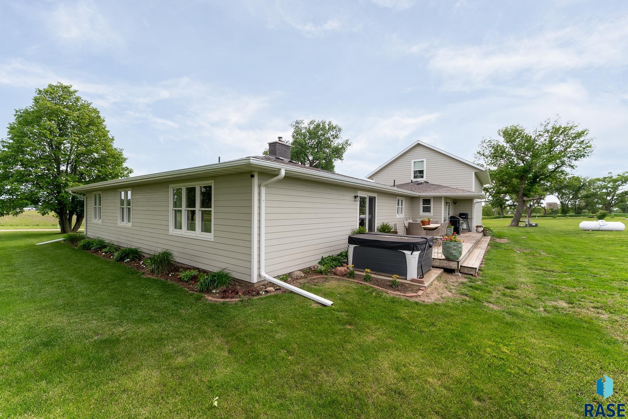 Renner, South Dakota 57030, United States, 4 Bedrooms Bedrooms, ,2 BathroomsBathrooms,Residential,Active,116953