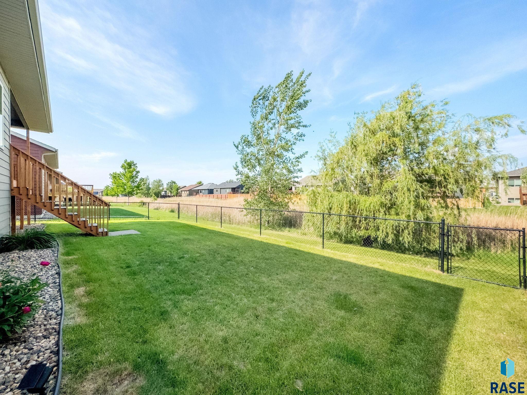 Sioux Falls, South Dakota 57106, United States, 4 Bedrooms Bedrooms, ,3 BathroomsBathrooms,Residential,Active,143730