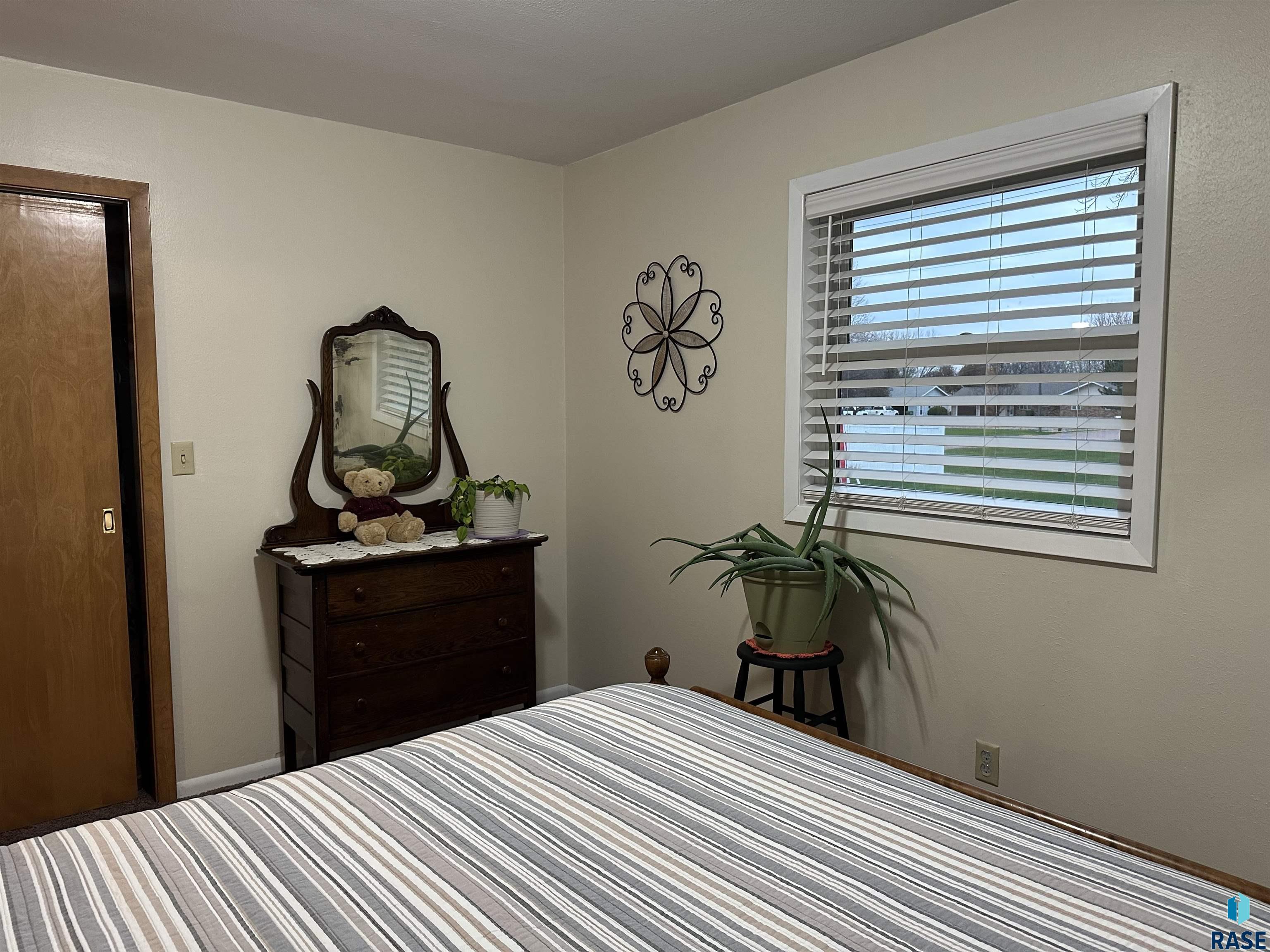 800 S Relanto St Street, Freeman, New Jersey image 31