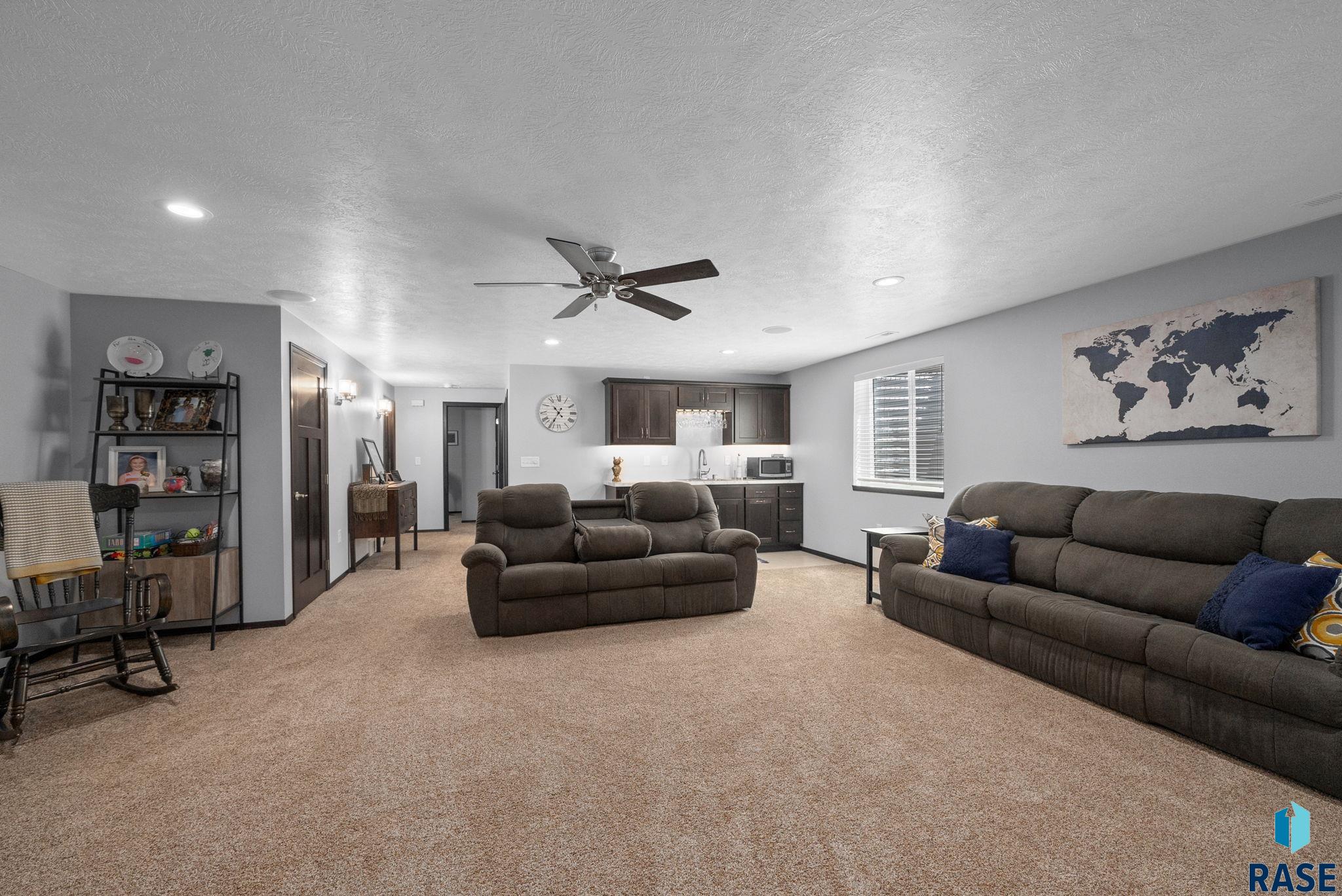 4205 W 77th St Street, Sioux Falls, South Dakota image 34