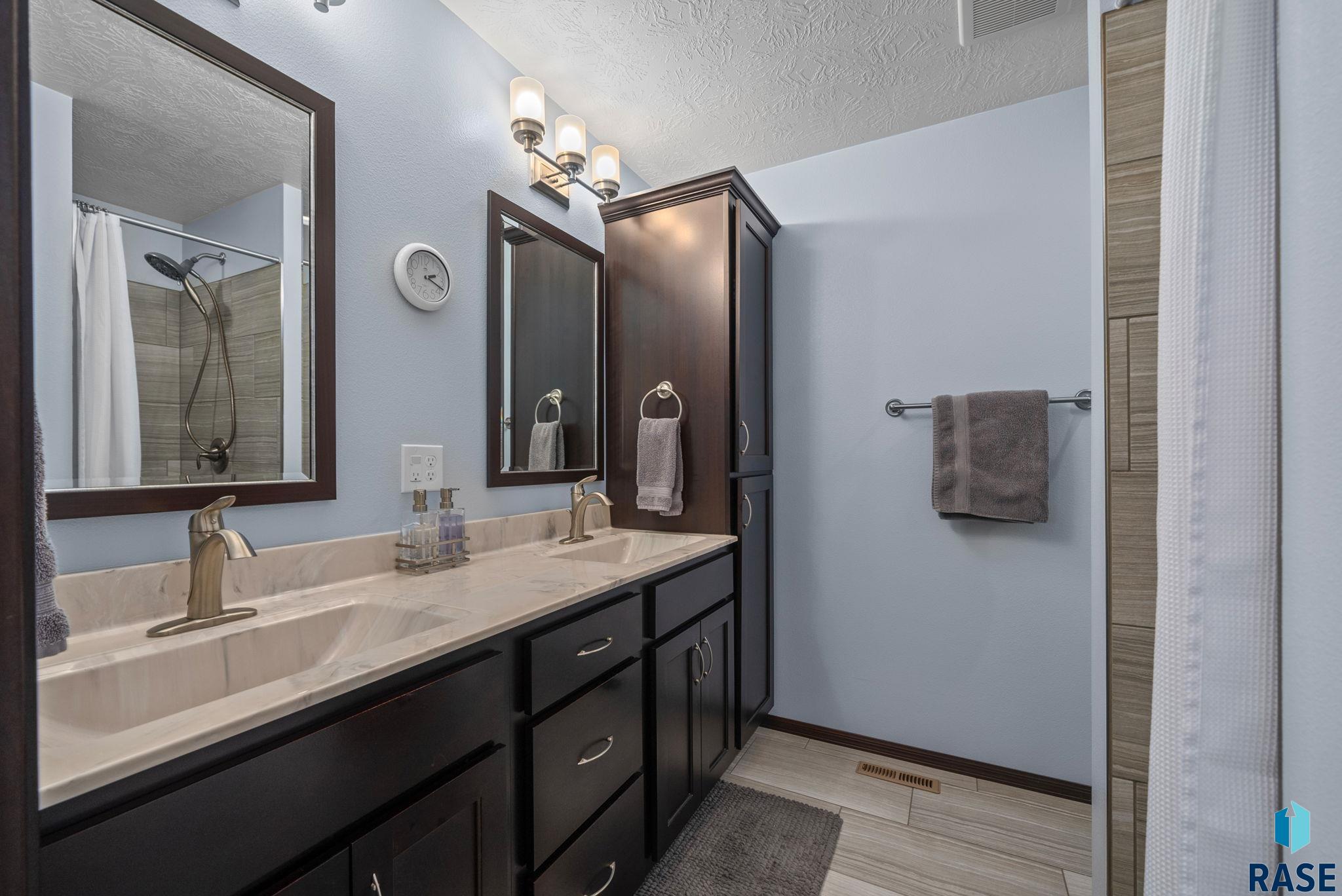 4205 W 77th St Street, Sioux Falls, South Dakota image 27