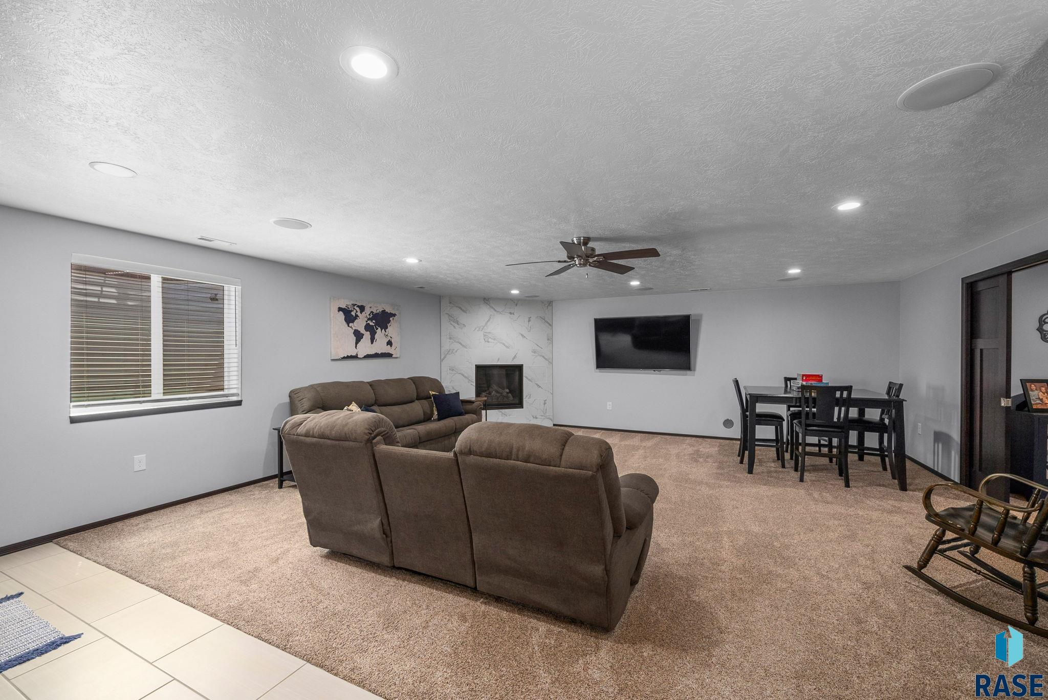 4205 W 77th St Street, Sioux Falls, South Dakota image 36
