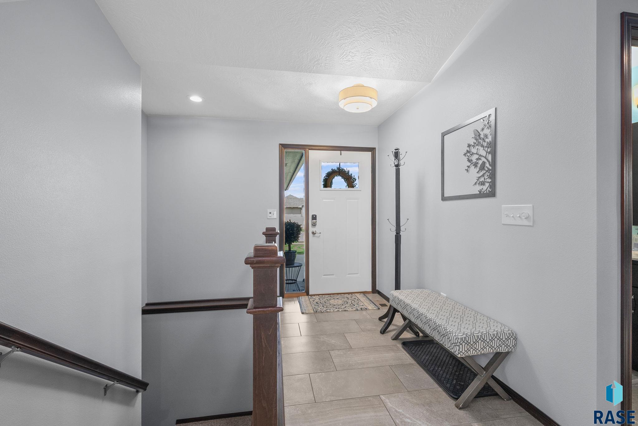 4205 W 77th St Street, Sioux Falls, South Dakota image 2