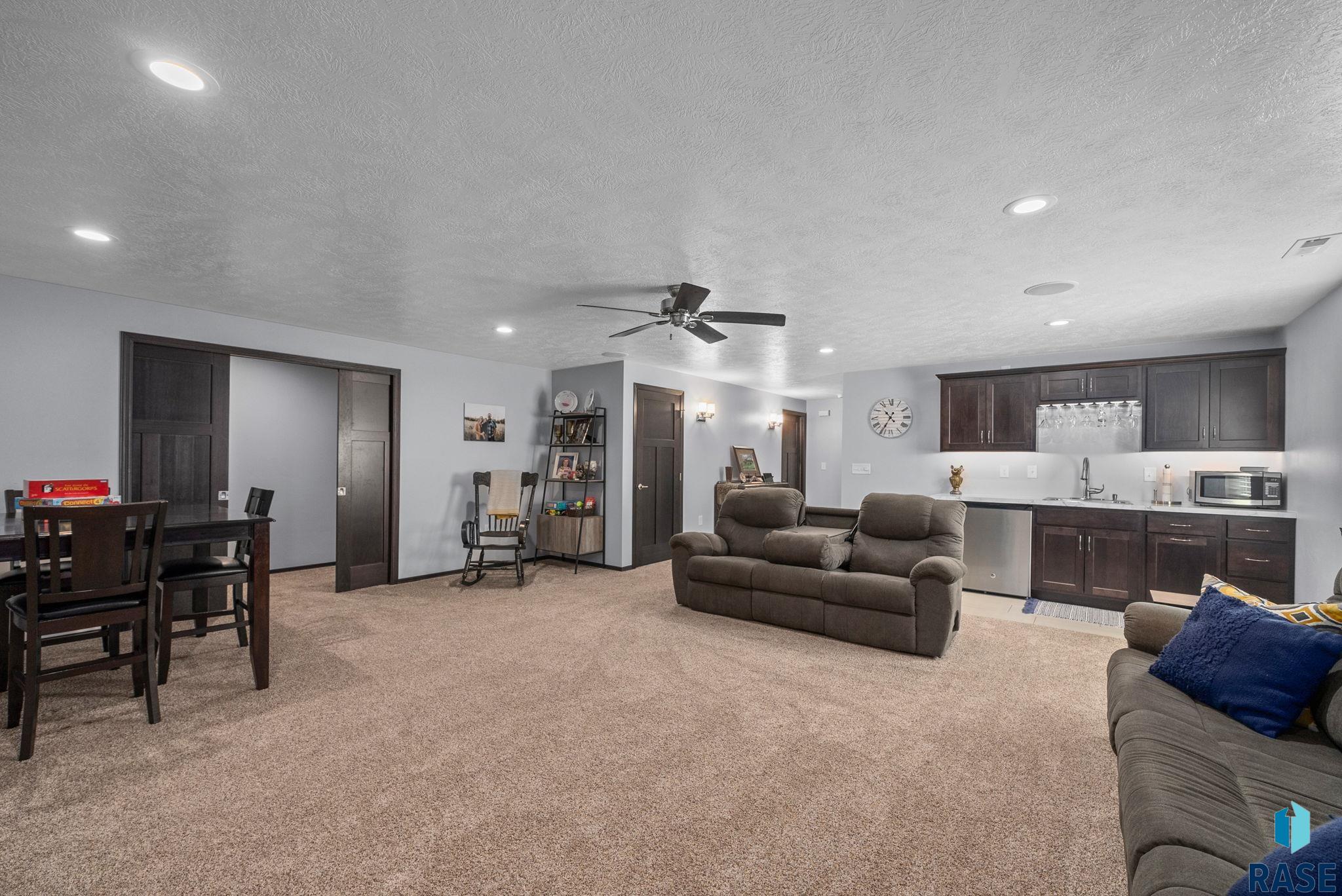 4205 W 77th St Street, Sioux Falls, South Dakota image 40