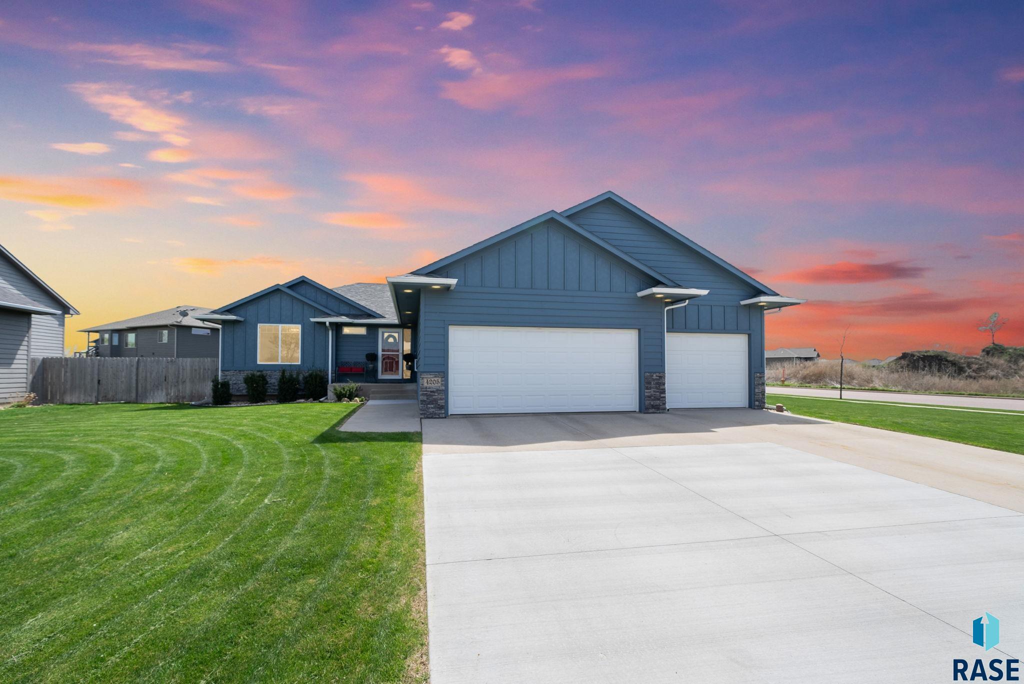 4205 W 77th St Street, Sioux Falls, South Dakota image 1