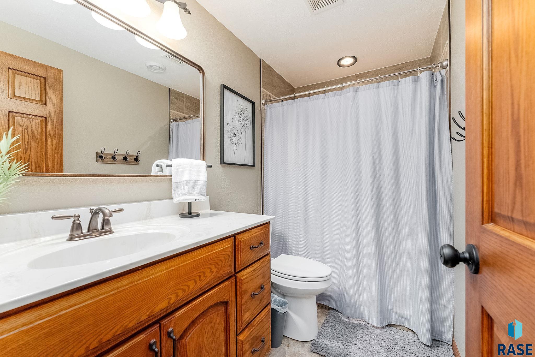 429 N 9th Ave Avenue, Brandon, South Dakota image 24